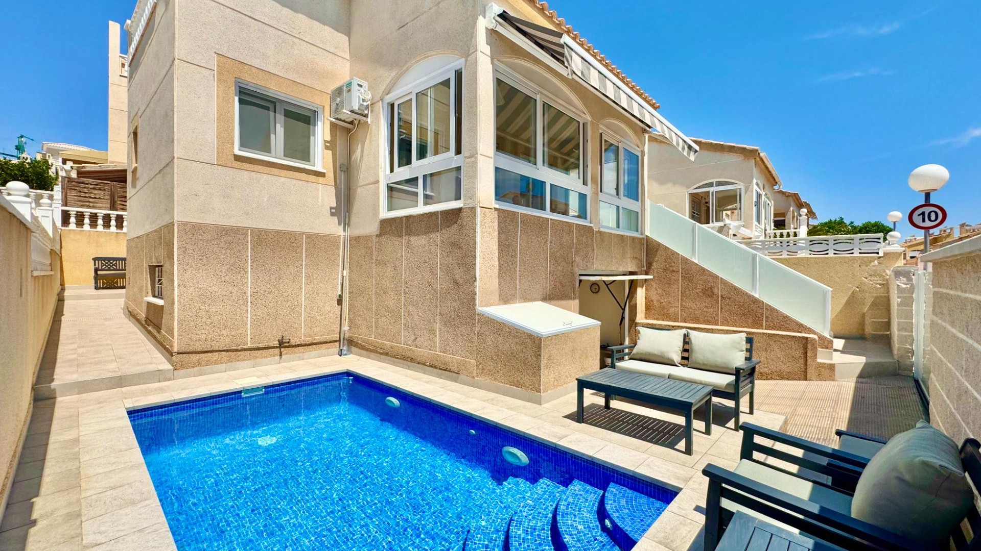 Resale - Detached Villa - Orihuela Costa - La Florida