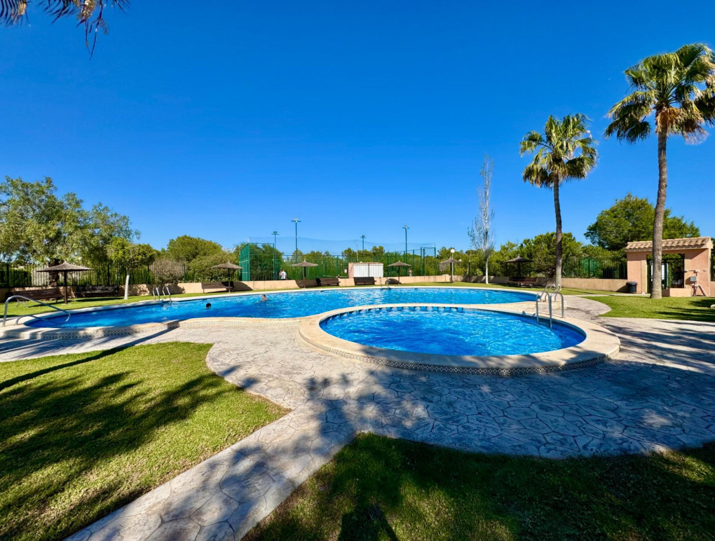 Resale - Detached Villa - Orihuela Costa - Los Altos