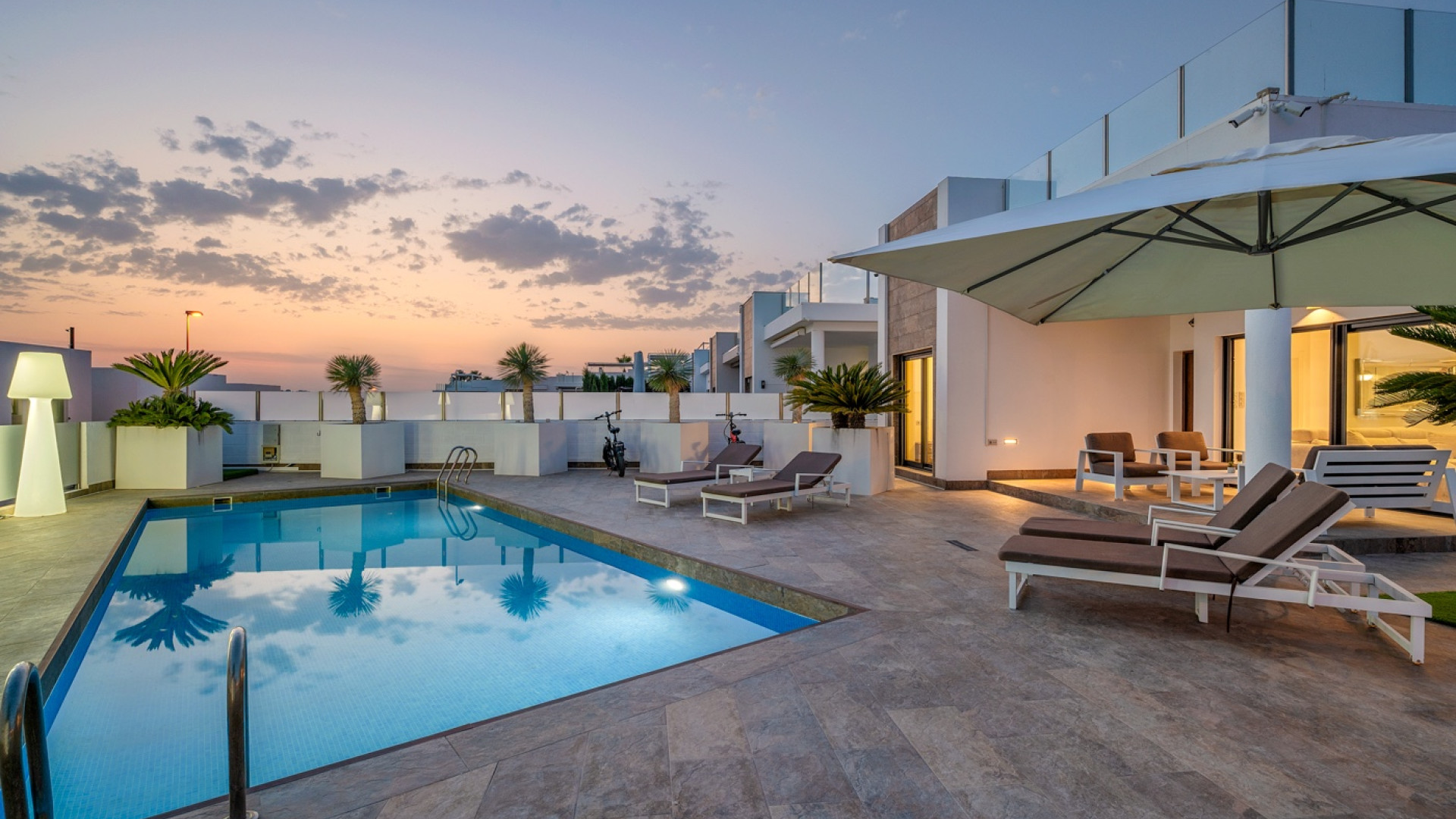 Resale - Detached Villa - Orihuela Costa - Villamartin