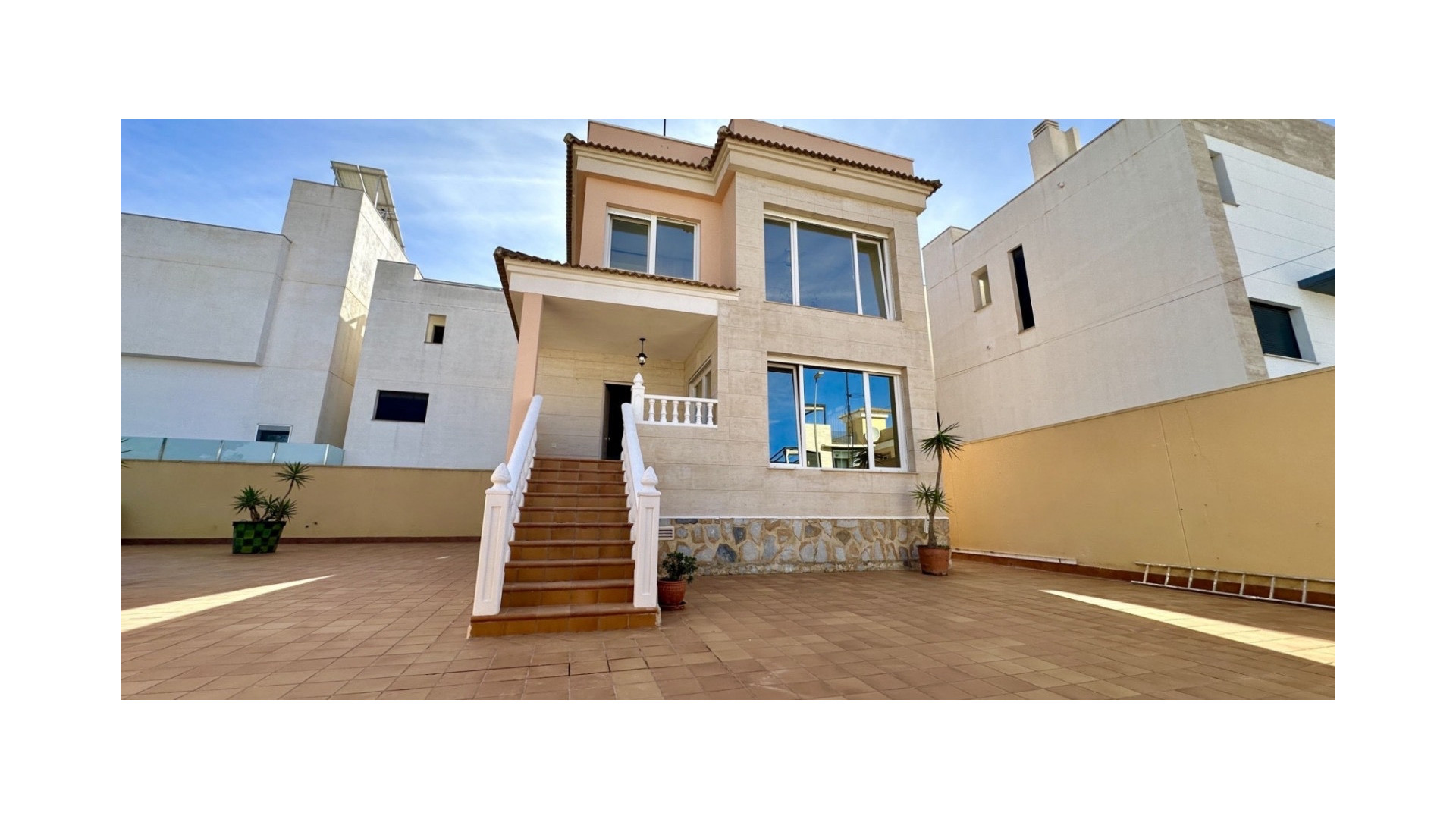 Resale - Detached Villa - Orihuela Costa - Villamartin