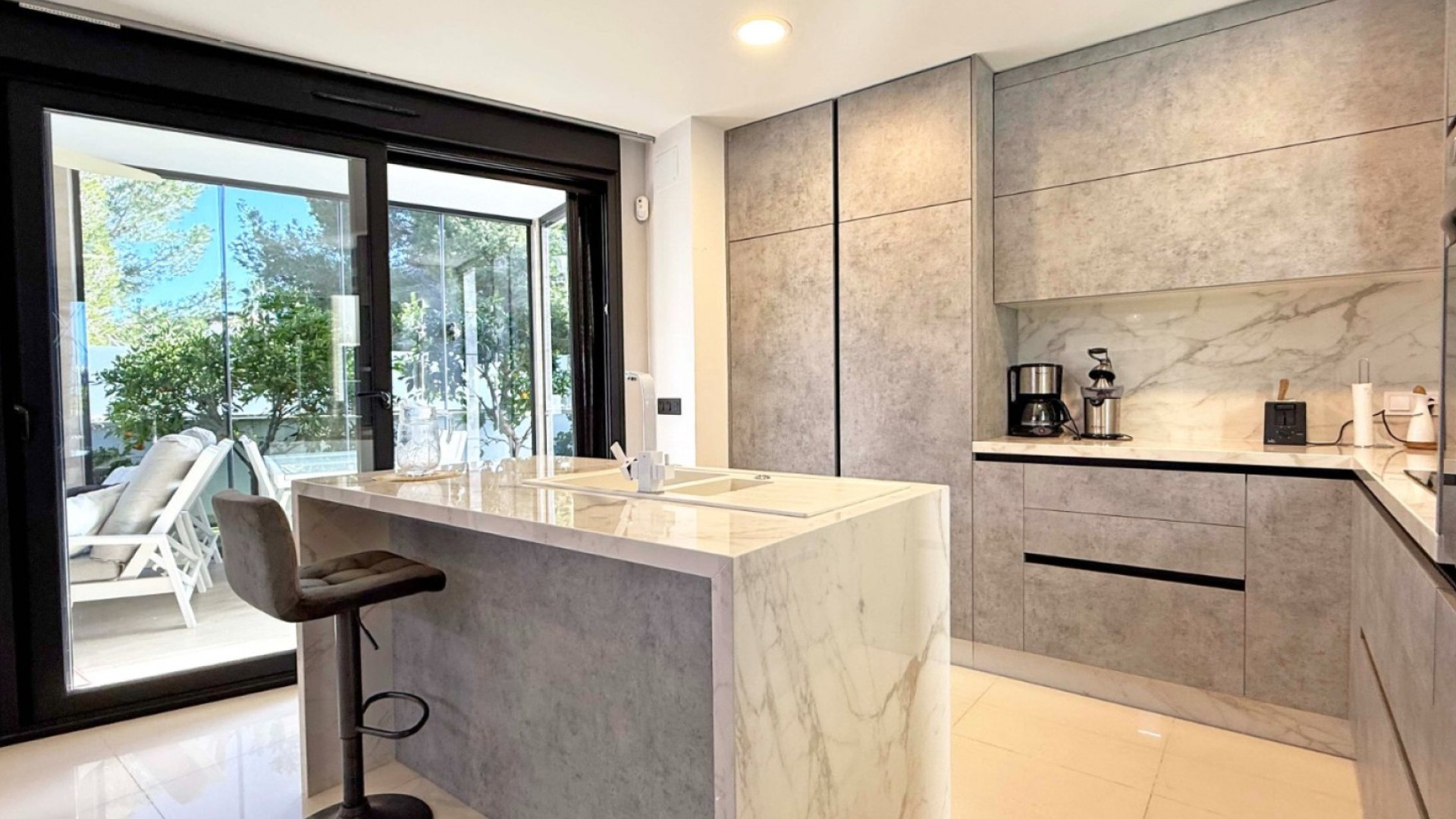 Resale - Detached Villa - Orihuela Costa - Villamartin