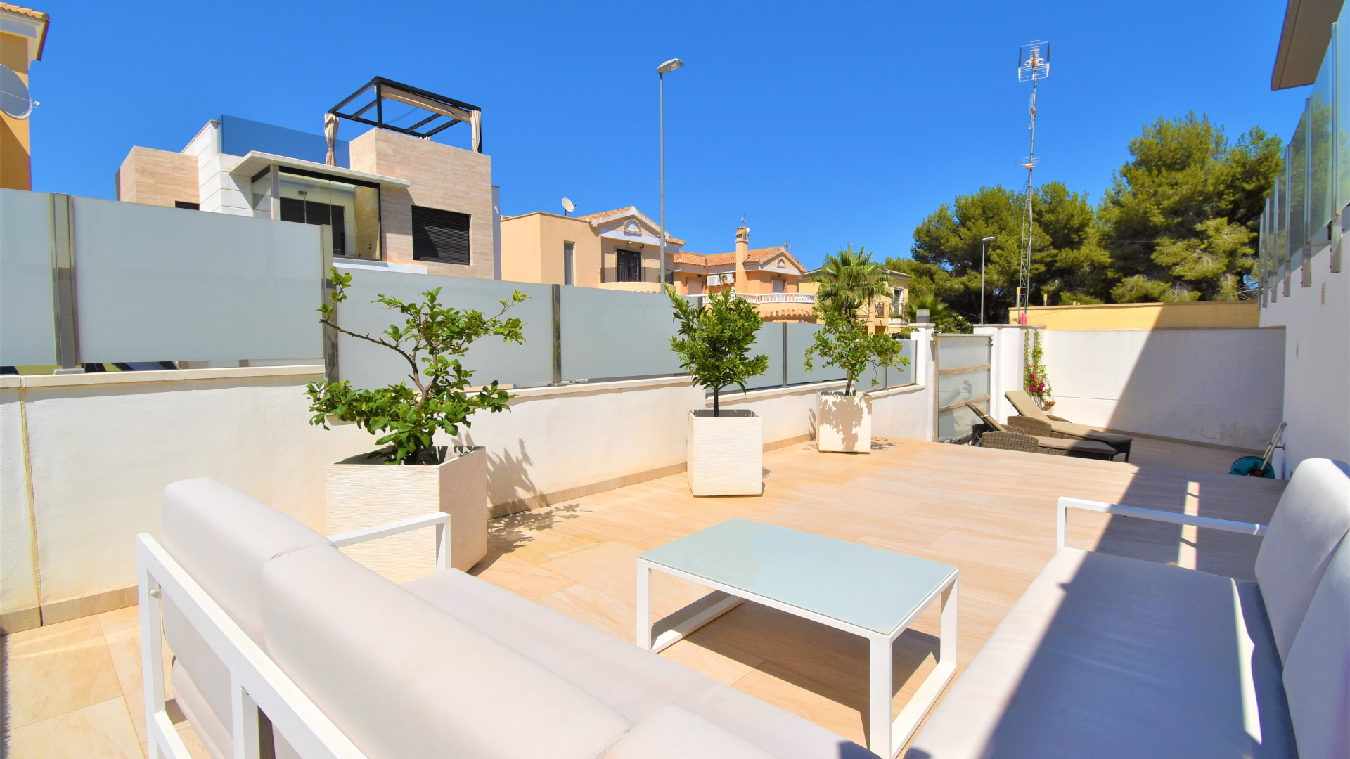 Resale - Detached Villa - Orihuela Costa - Villamartin