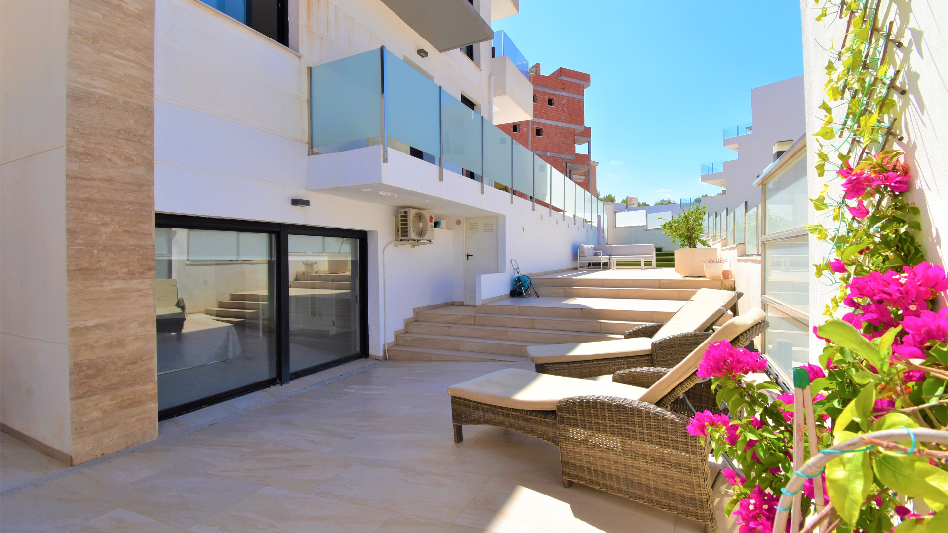 Resale - Detached Villa - Orihuela Costa - Villamartin