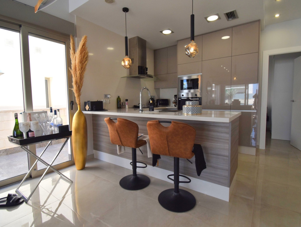 Resale - Detached Villa - Orihuela Costa - Villamartin