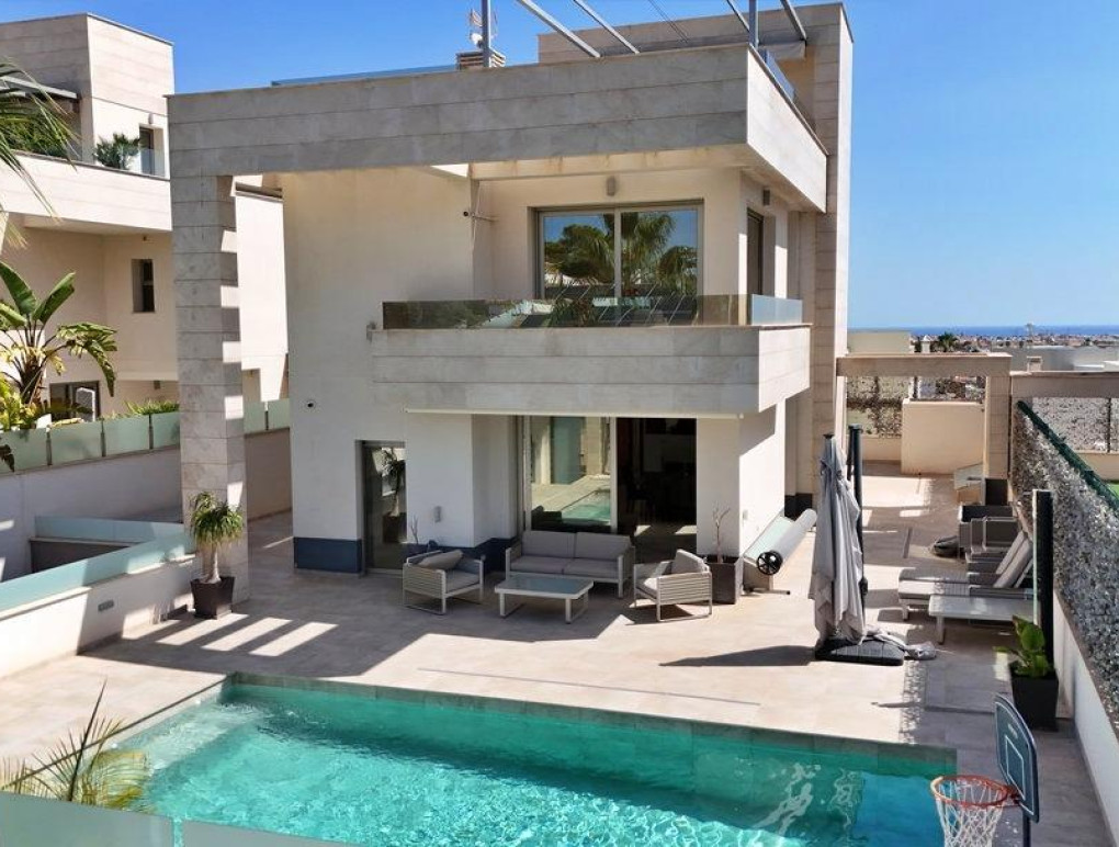 Resale - Detached Villa - Orihuela Costa - Villamartin