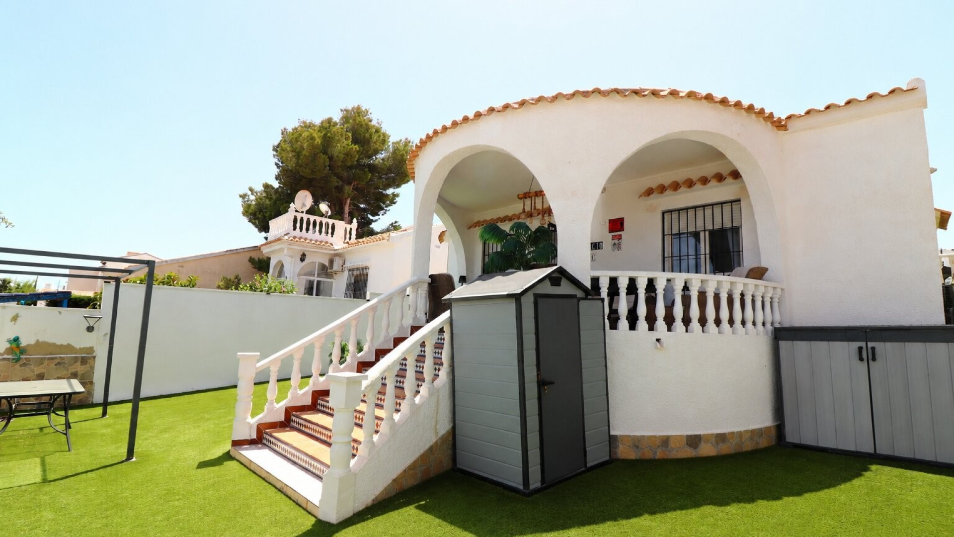 Resale - Detached Villa - Orihuela Costa - Villamartin