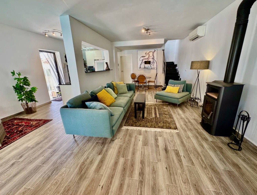 Resale - Detached Villa - Punta Prima