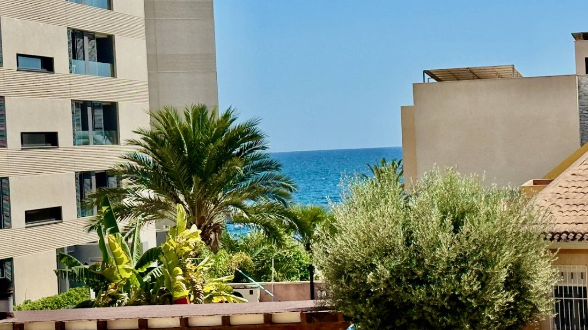 Resale - Detached Villa - Punta Prima