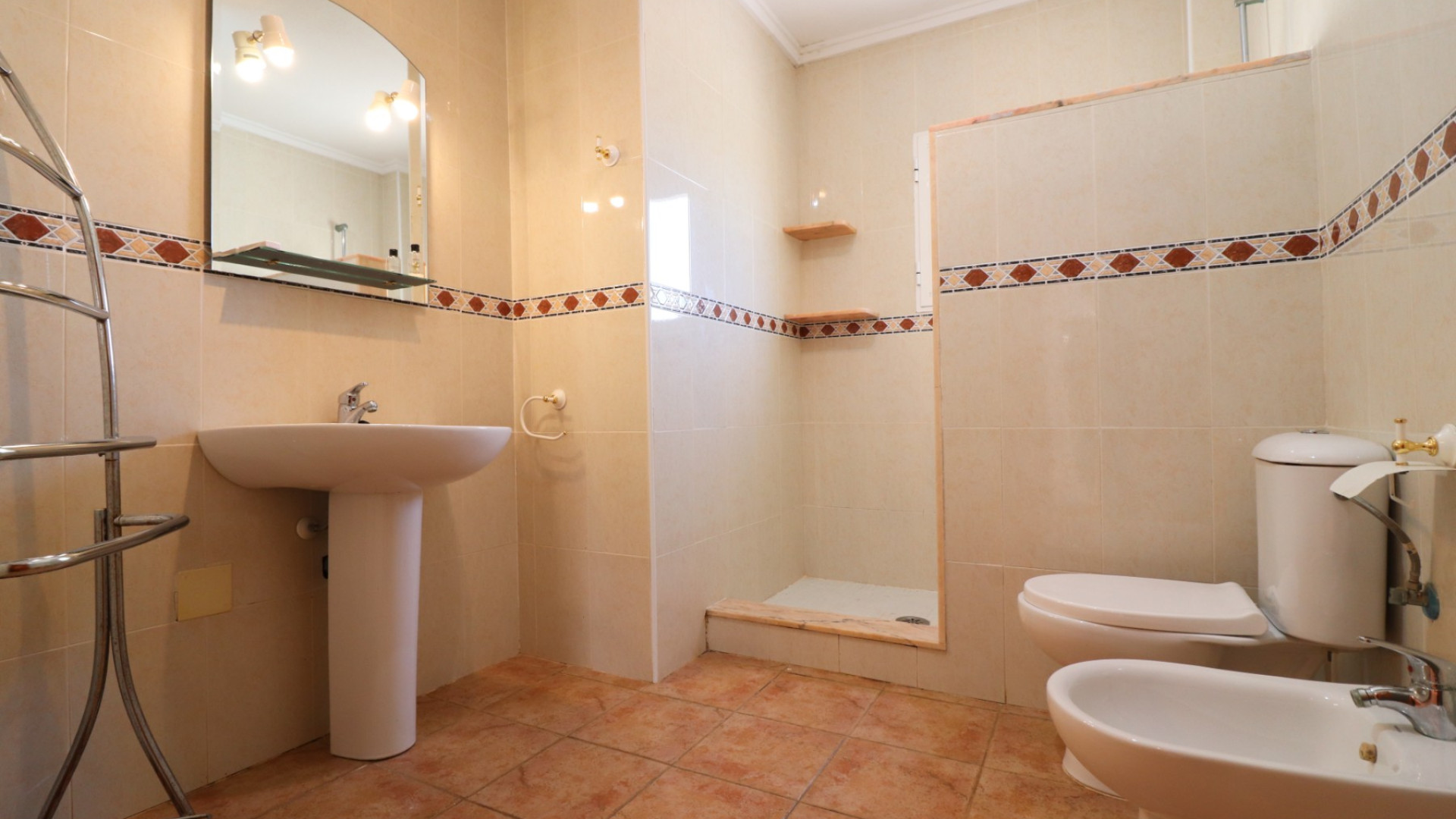 Resale - Detached Villa - San Miguel de Salinas - Lake View Mansions
