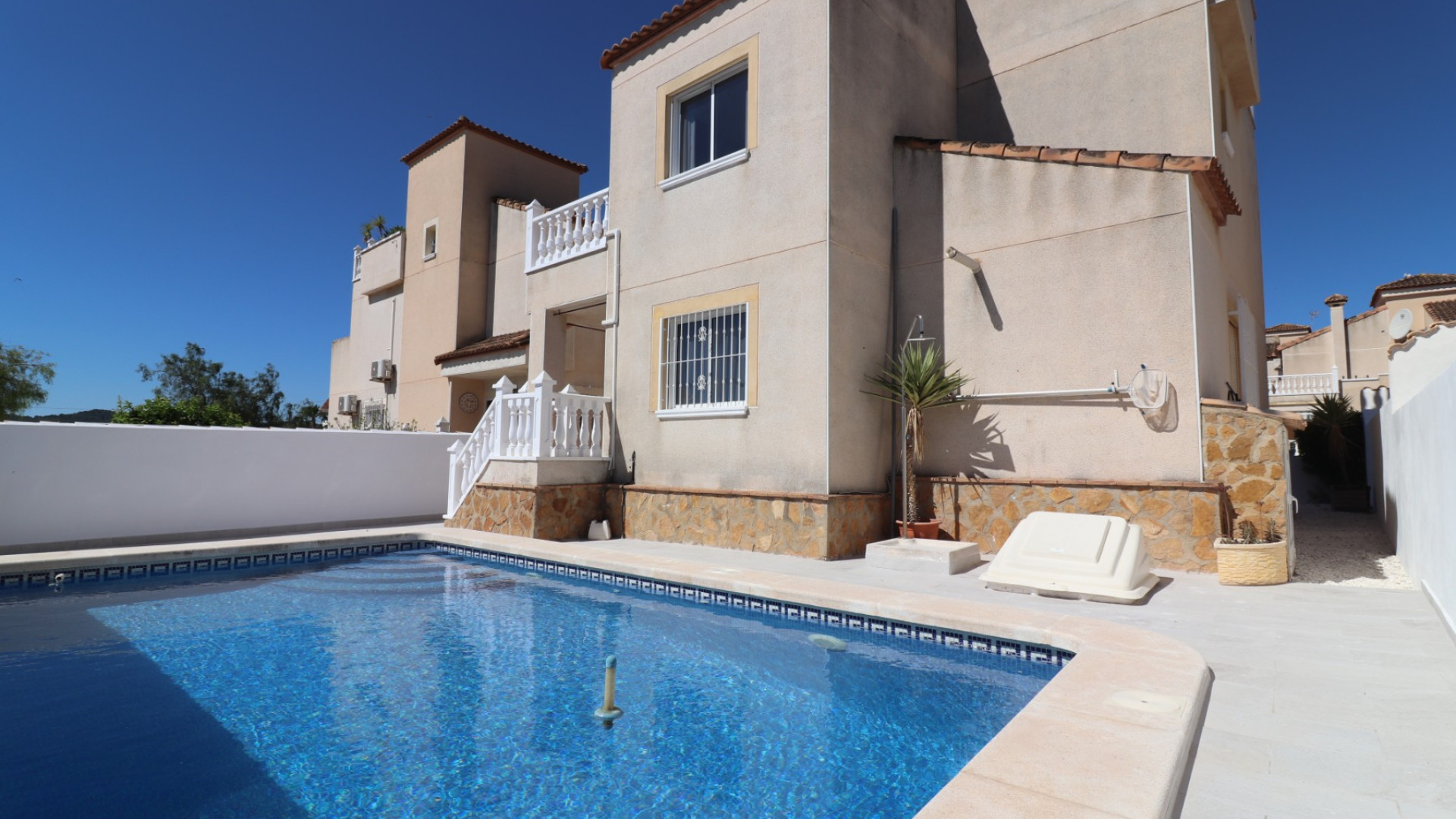Resale - Detached Villa - San Miguel de Salinas - Lake View Mansions