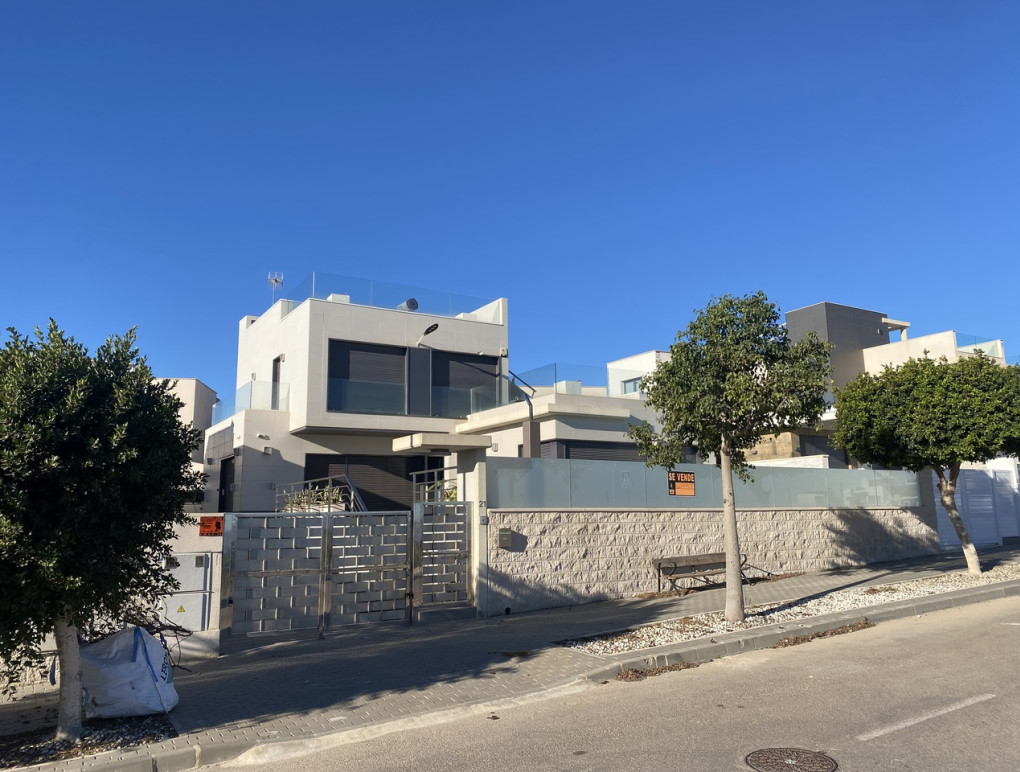 Resale - Detached Villa - San Miguel de Salinas