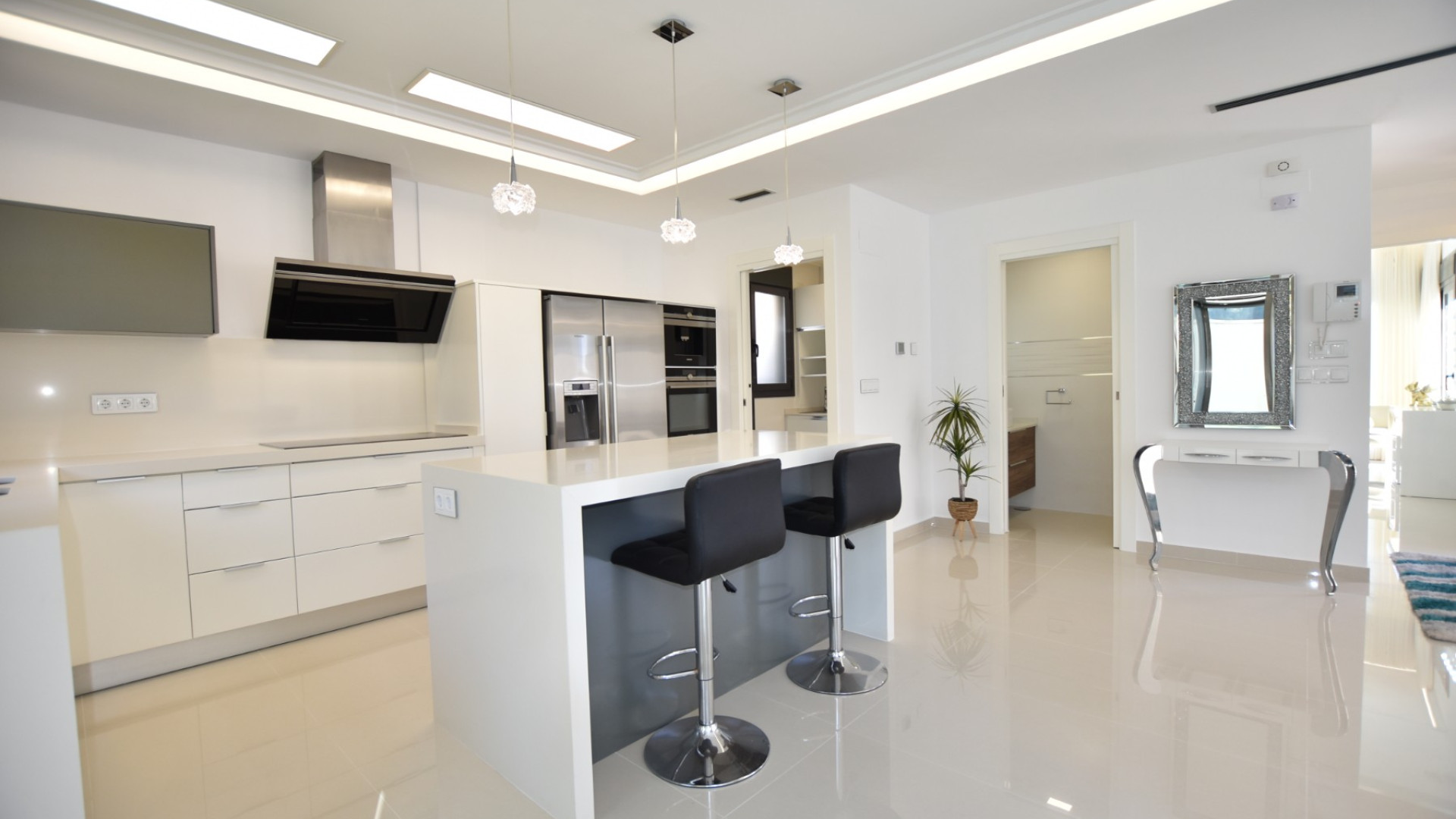 Resale - Detached Villa - San Miguel de Salinas