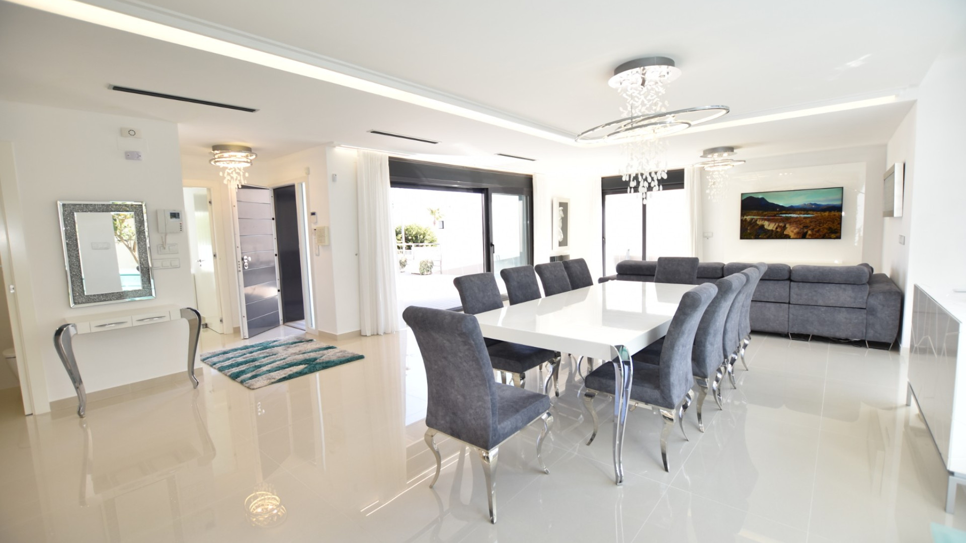 Resale - Detached Villa - San Miguel de Salinas