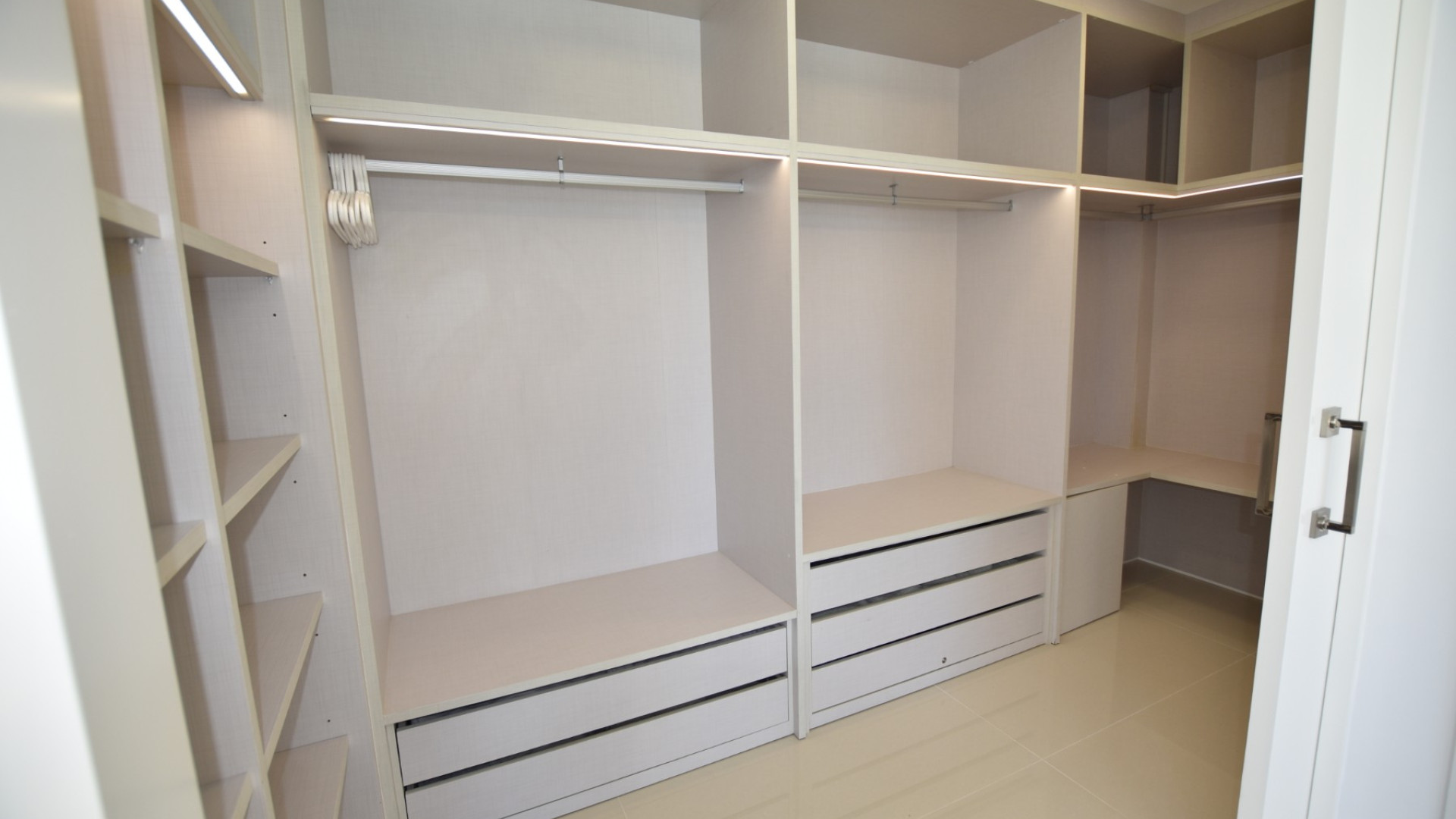 Resale - Detached Villa - San Miguel de Salinas