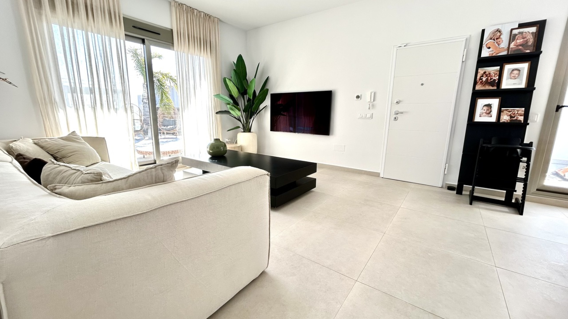 Resale - Detached Villa - San Miguel de Salinas