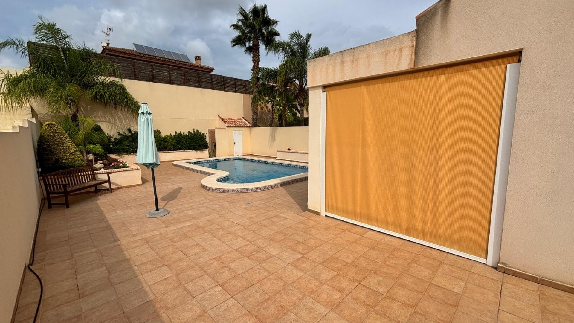 Resale - Detached Villa - Torrevieja Centro - Torrevieja