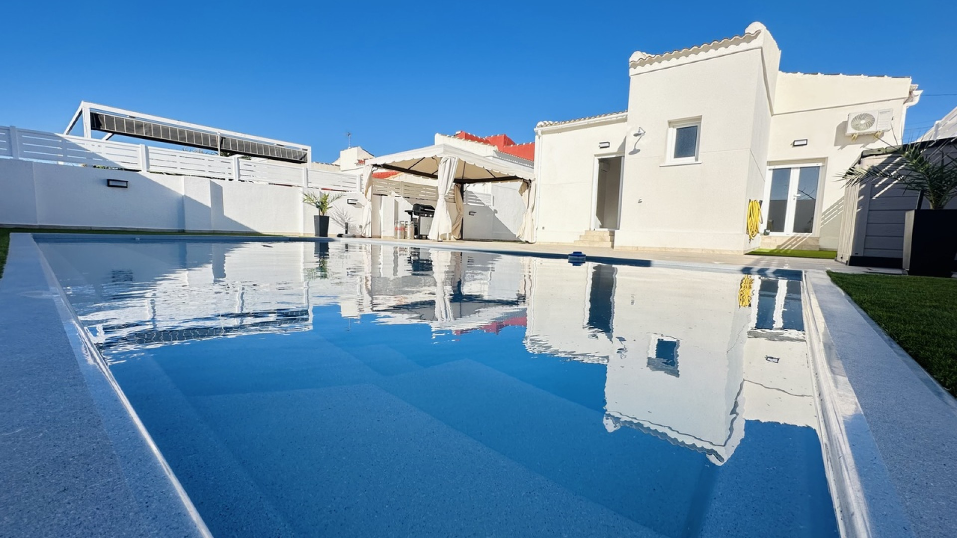 Resale - Detached Villa - Torrevieja