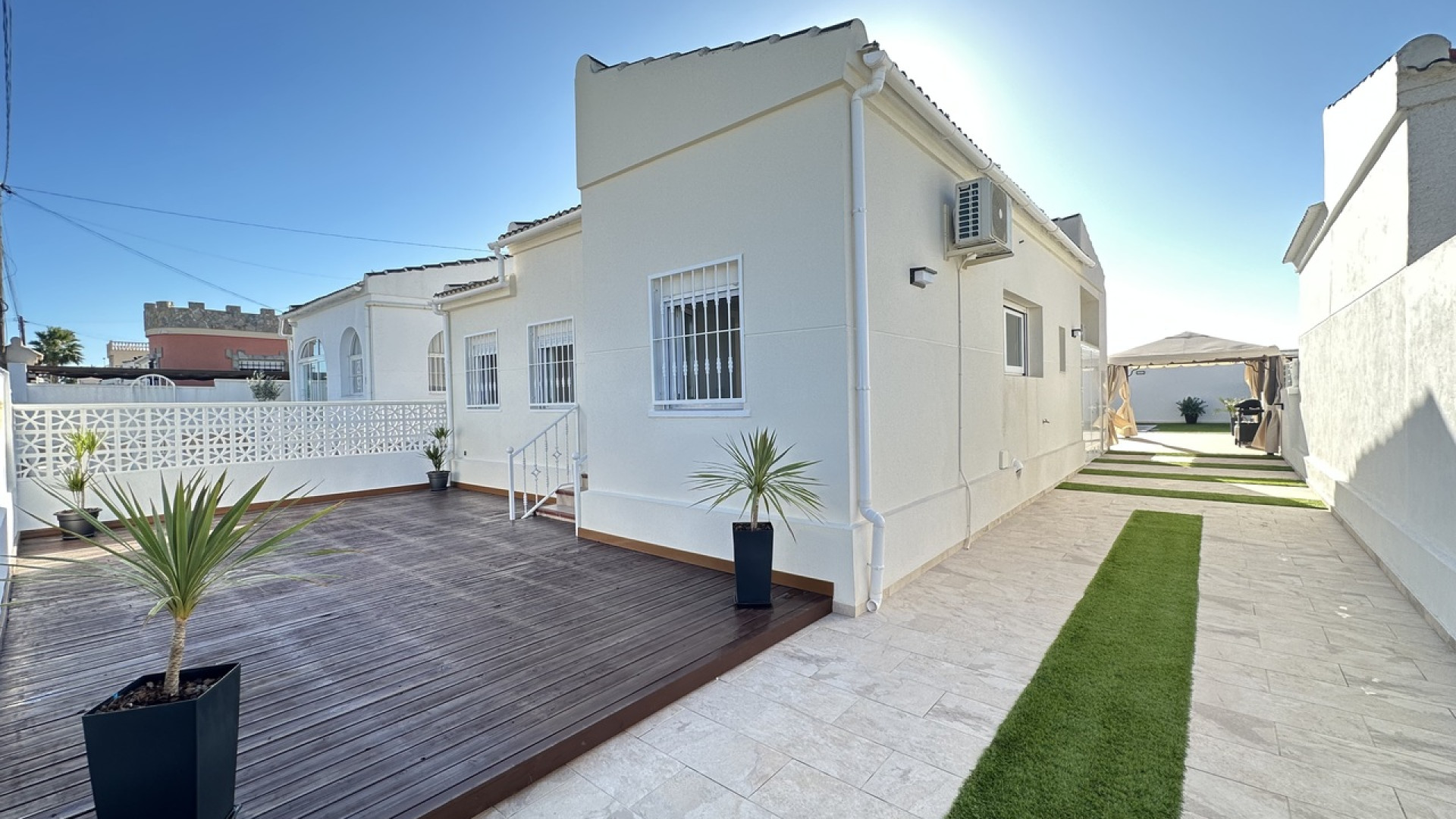 Resale - Detached Villa - Torrevieja