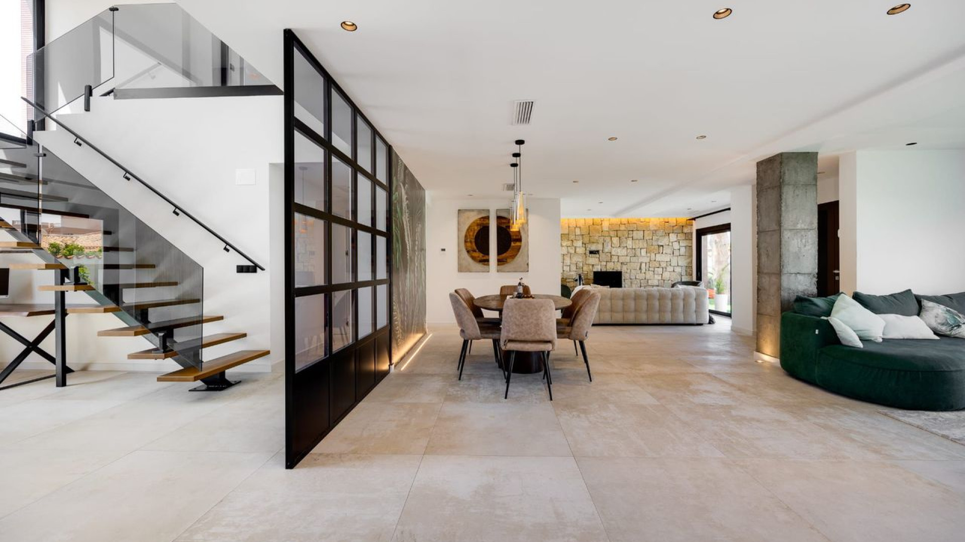 Resale - Detached Villa - Torrevieja