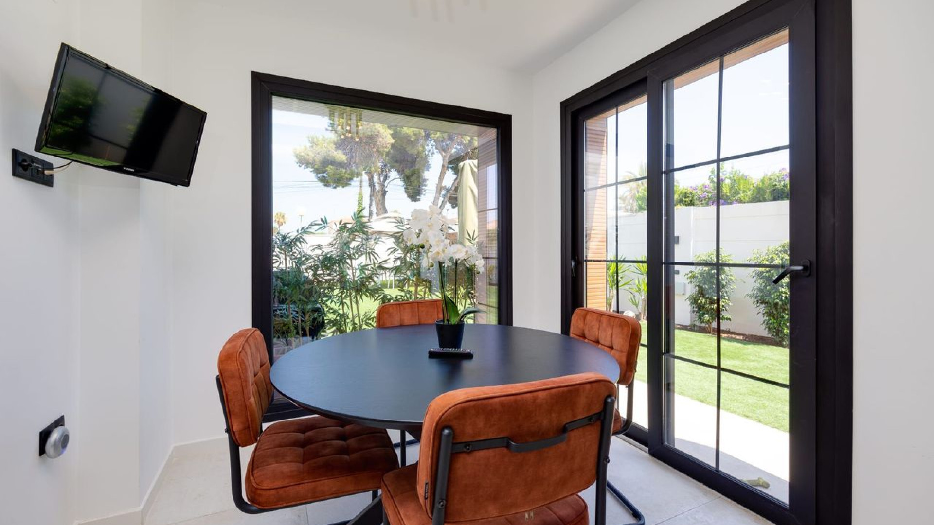 Resale - Detached Villa - Torrevieja