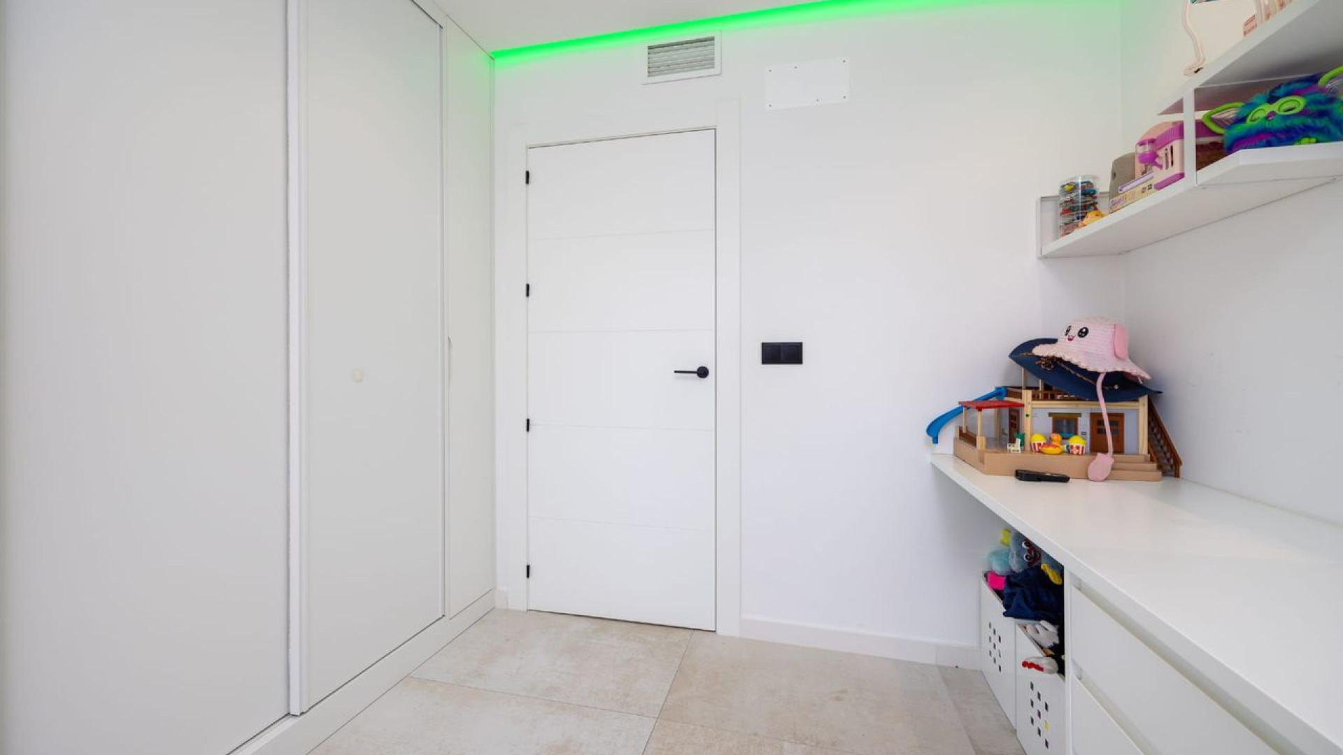 Resale - Detached Villa - Torrevieja