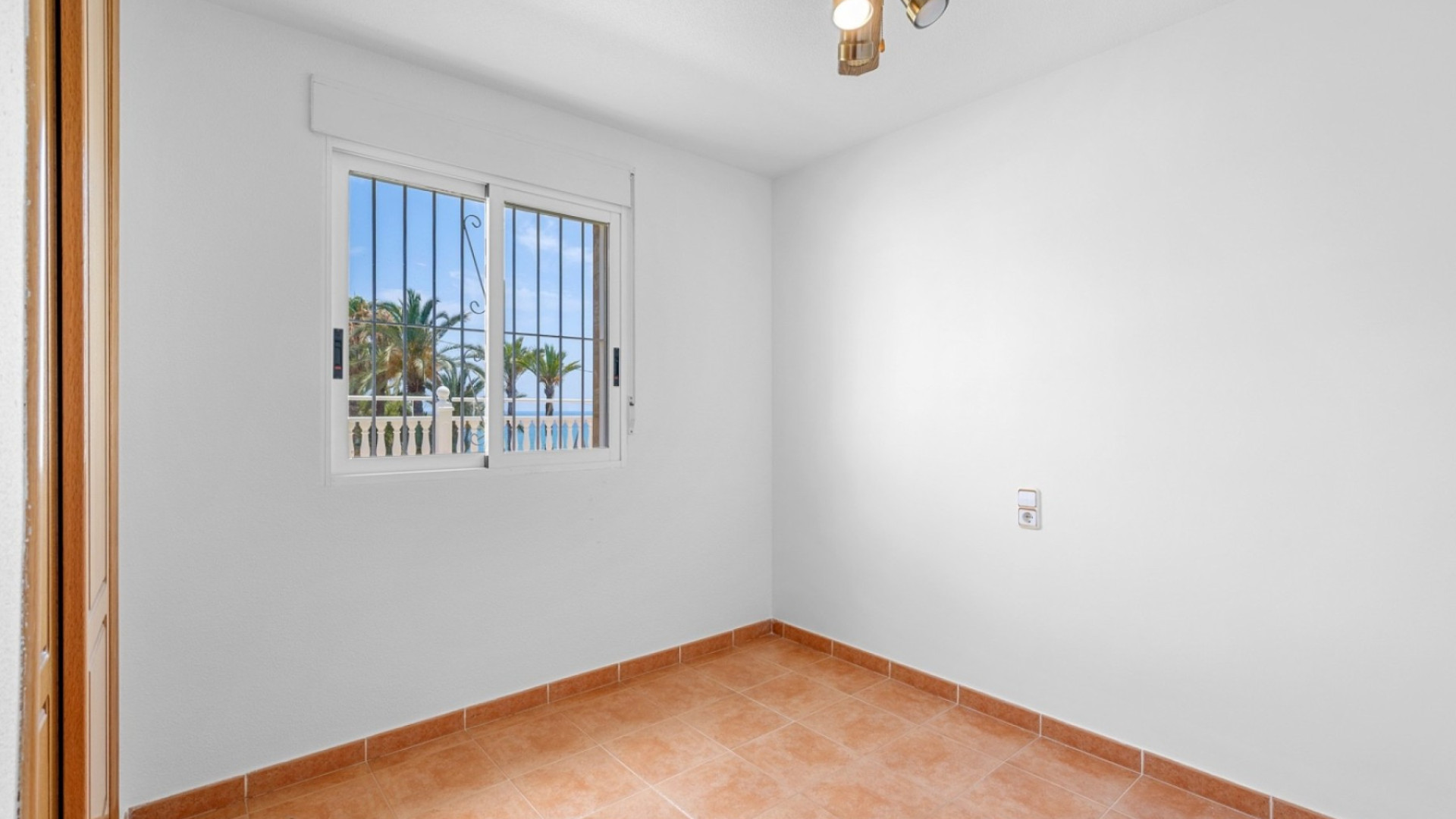 Resale - Detached Villa - Torrevieja