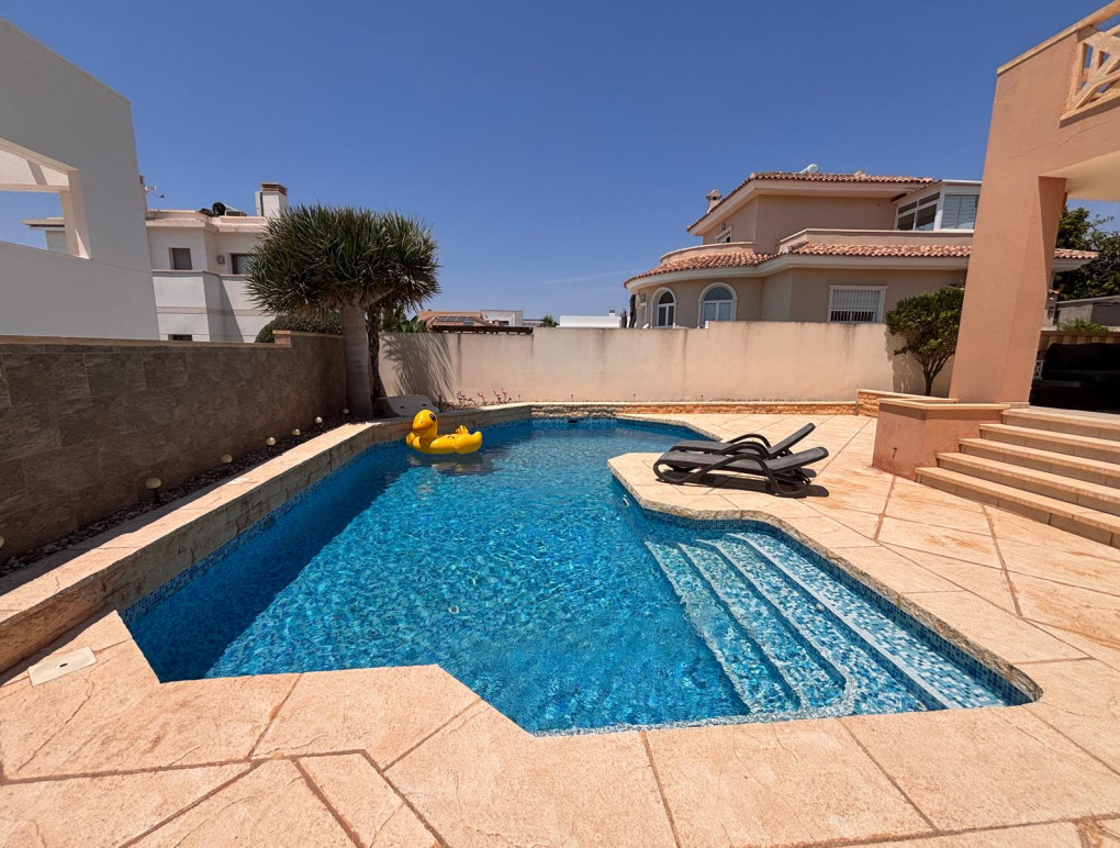 Resale - Detached Villa - Urbanización Ciudad Quesada