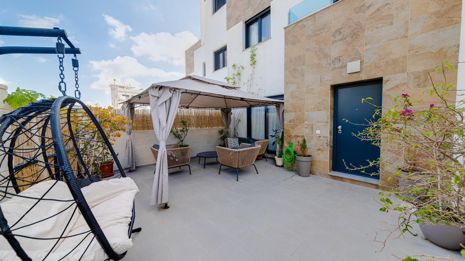 Resale - Detached Villa - Villamartin - Orihuela costa