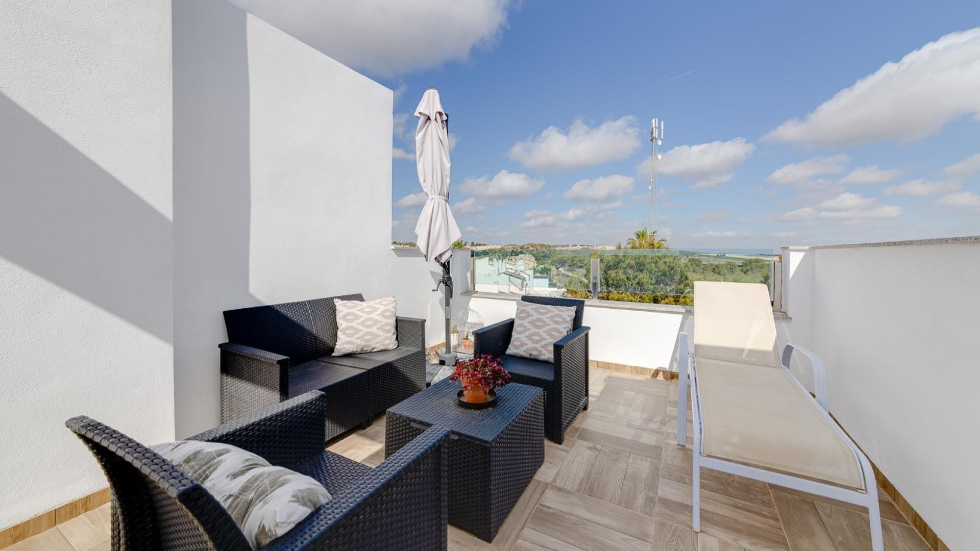 Resale - Detached Villa - Villamartin - Orihuela costa