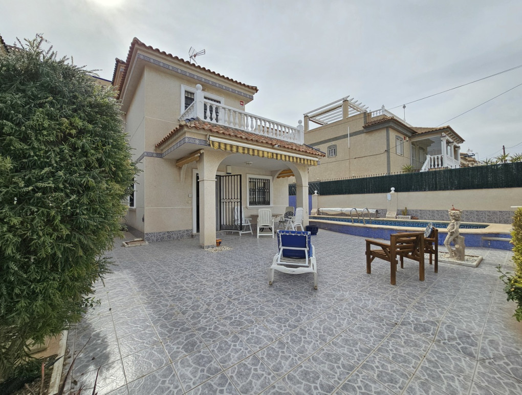 Resale - Detached Villa - Villamartin