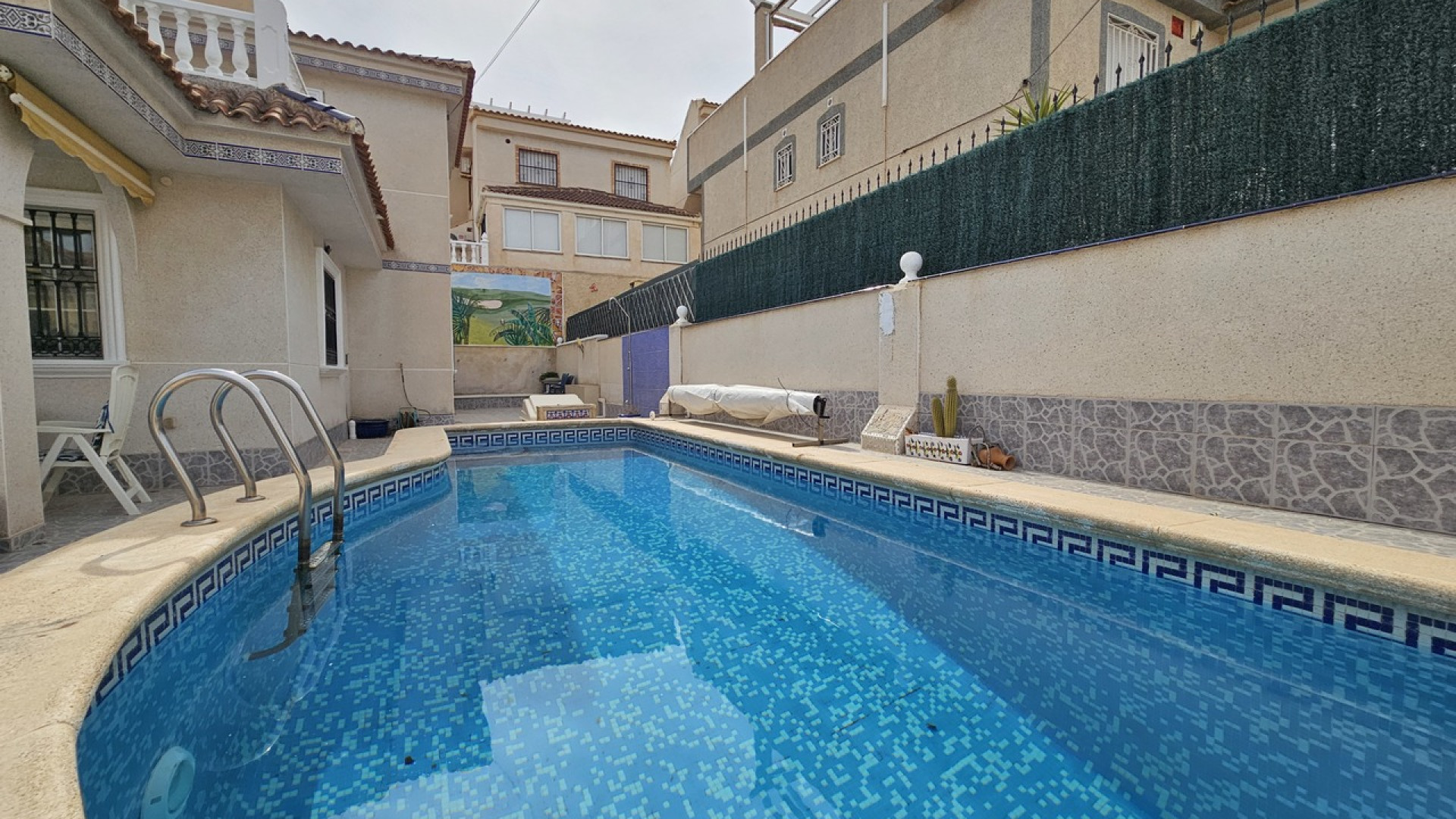 Resale - Detached Villa - Villamartin