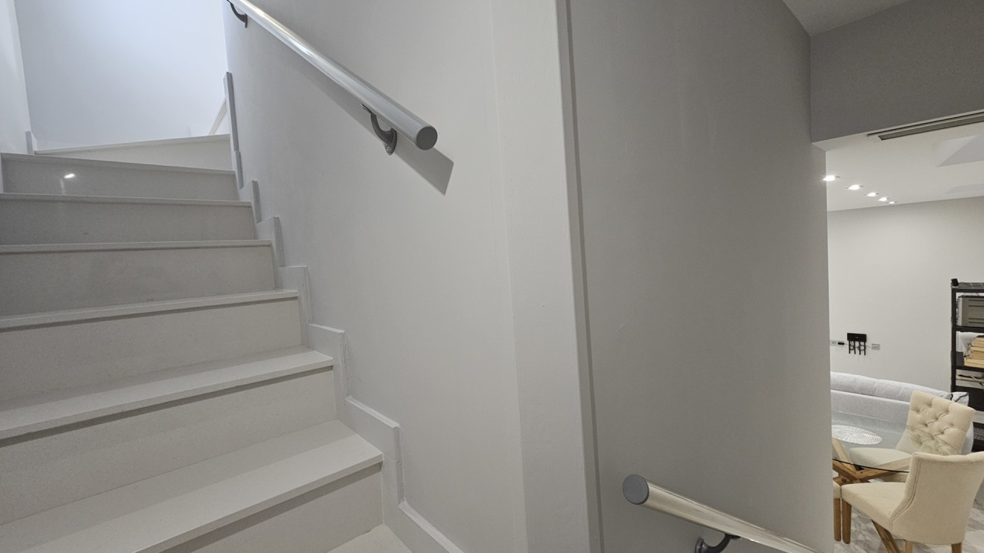 Resale - Detached Villa - Villamartin