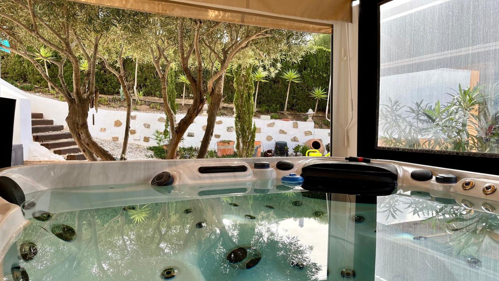 Resale - Detached Villa - Villamartin