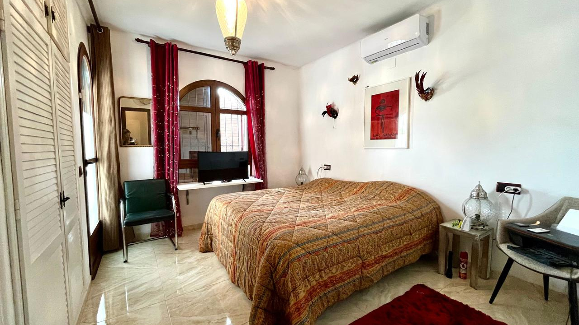 Resale - Detached Villa - Villamartin