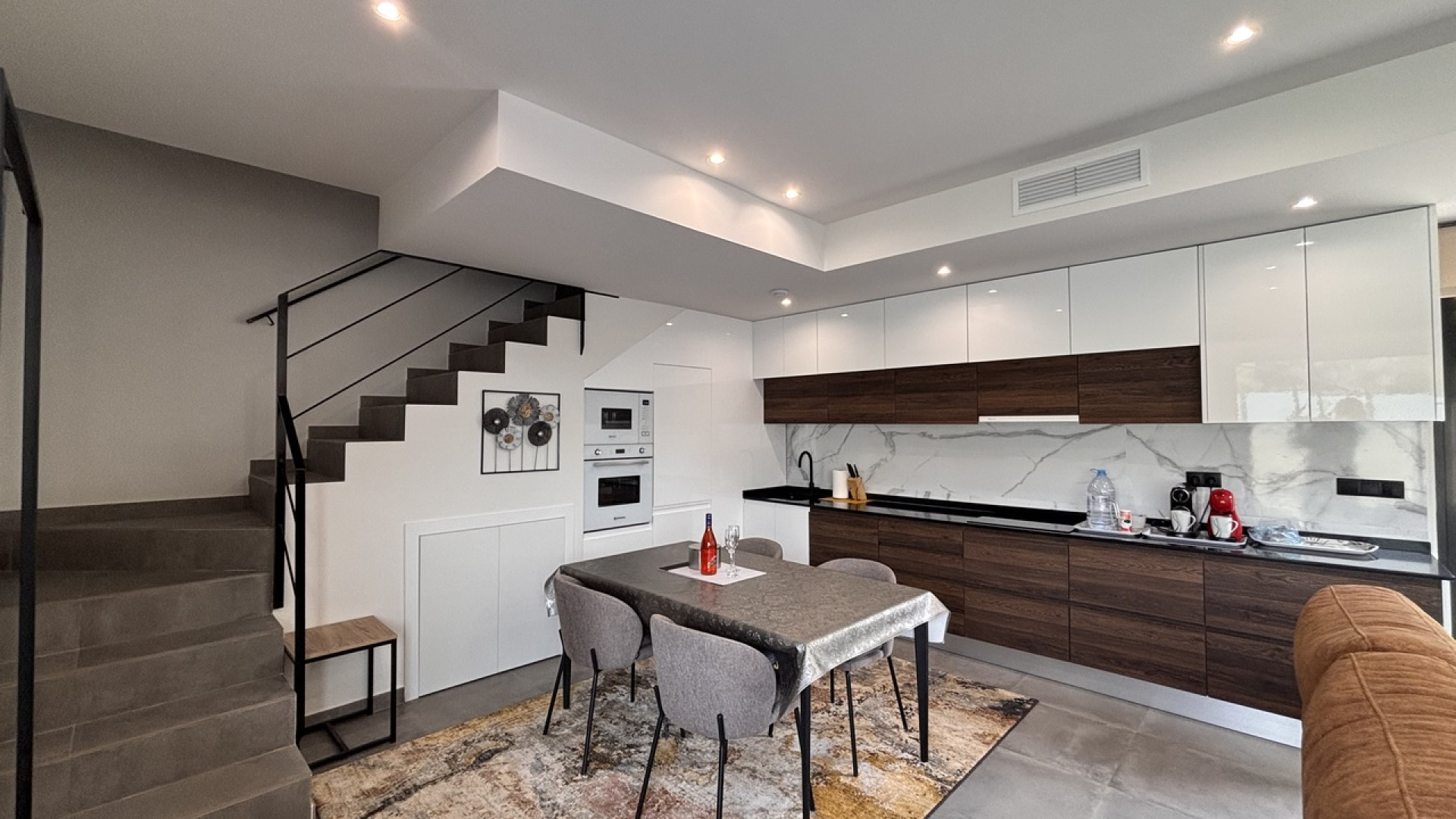 Resale - Detached Villa - Villamartin