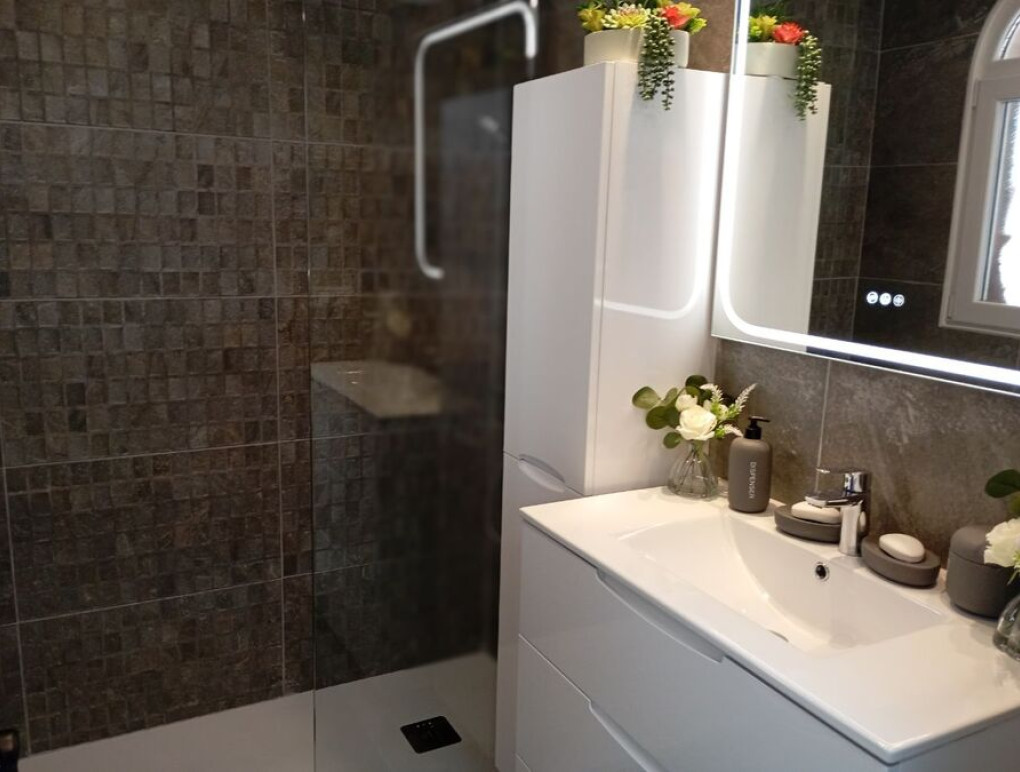 Resale - Detached Villa - Villamartin