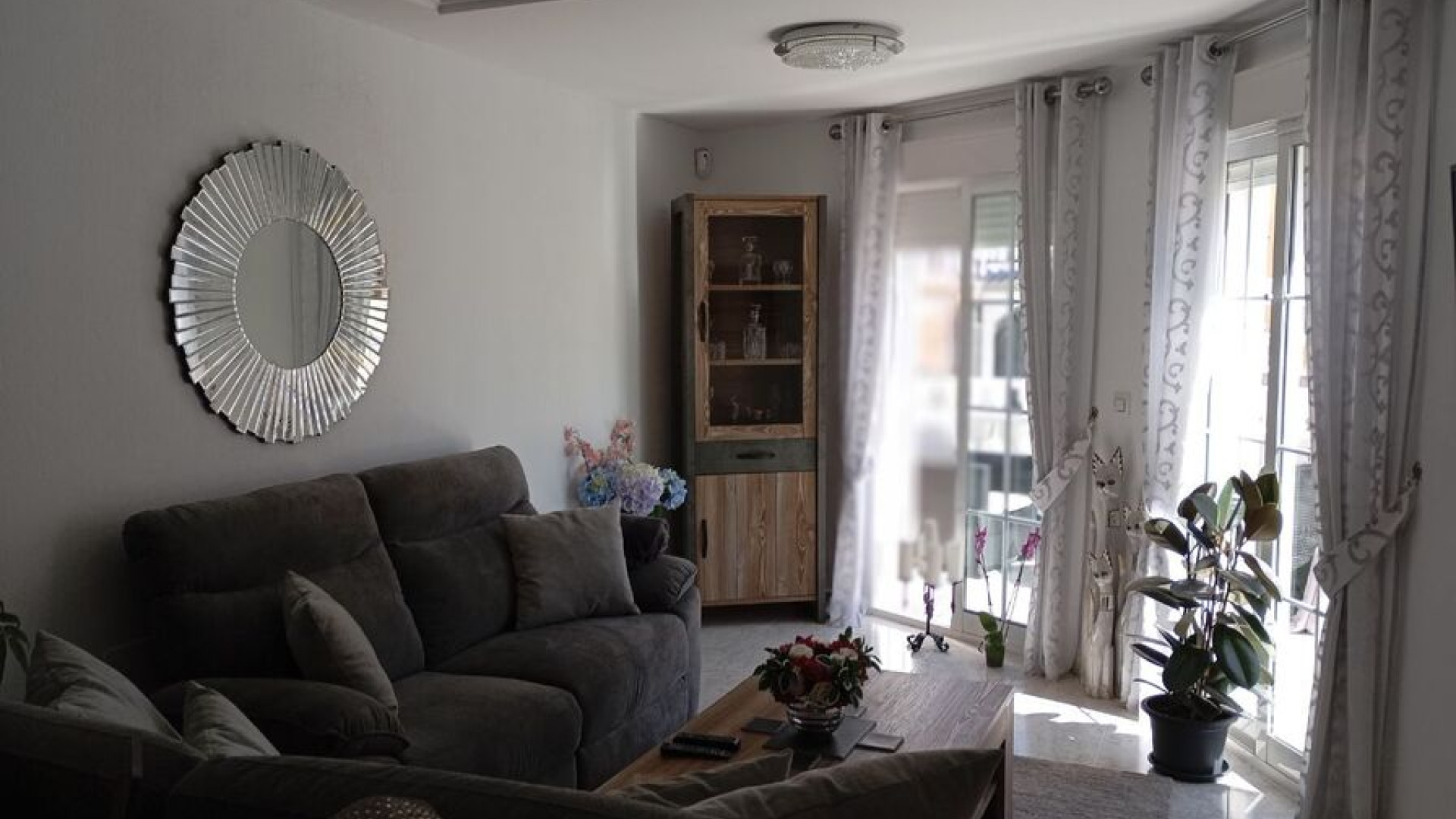 Resale - Detached Villa - Villamartin