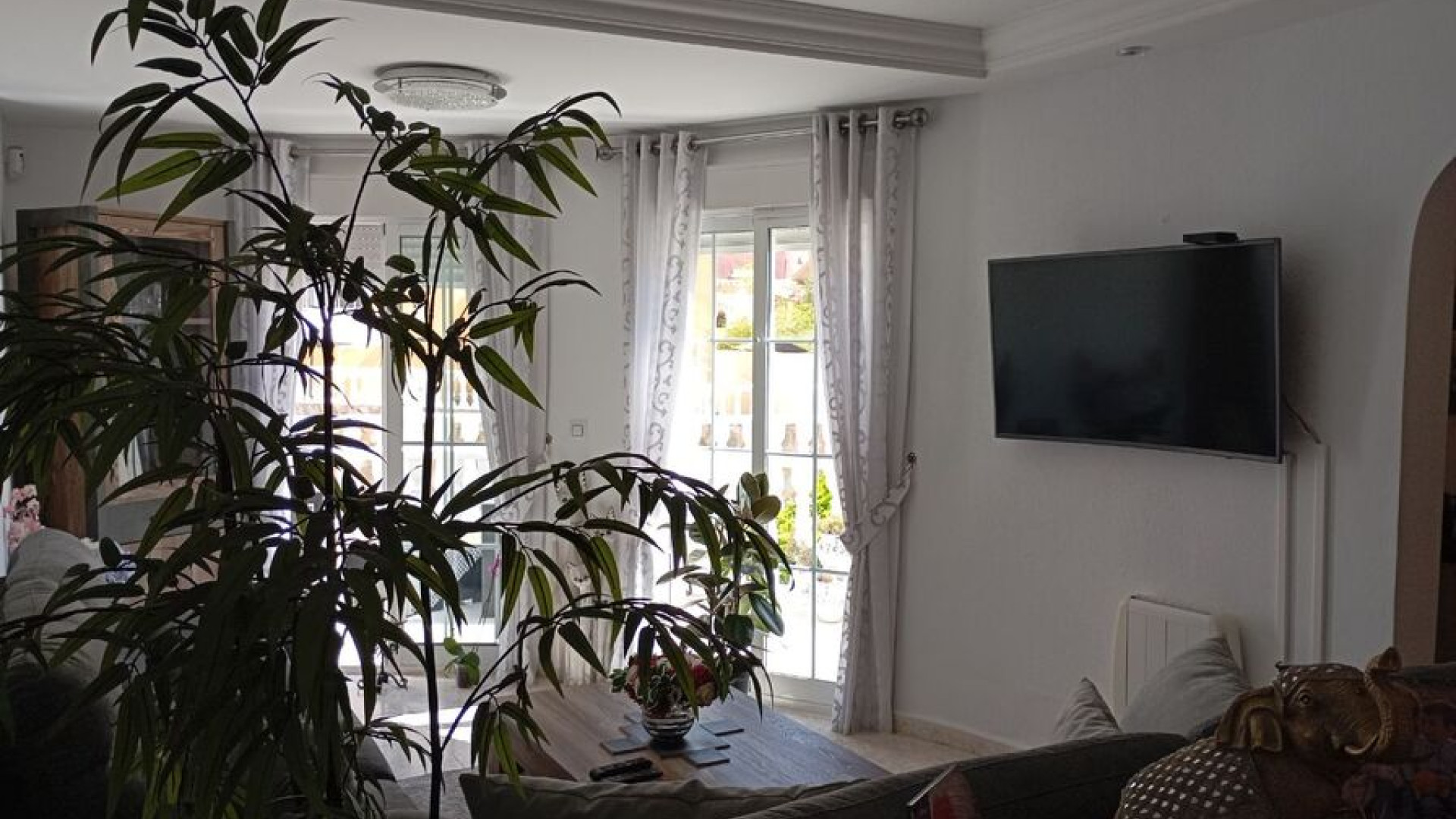 Resale - Detached Villa - Villamartin