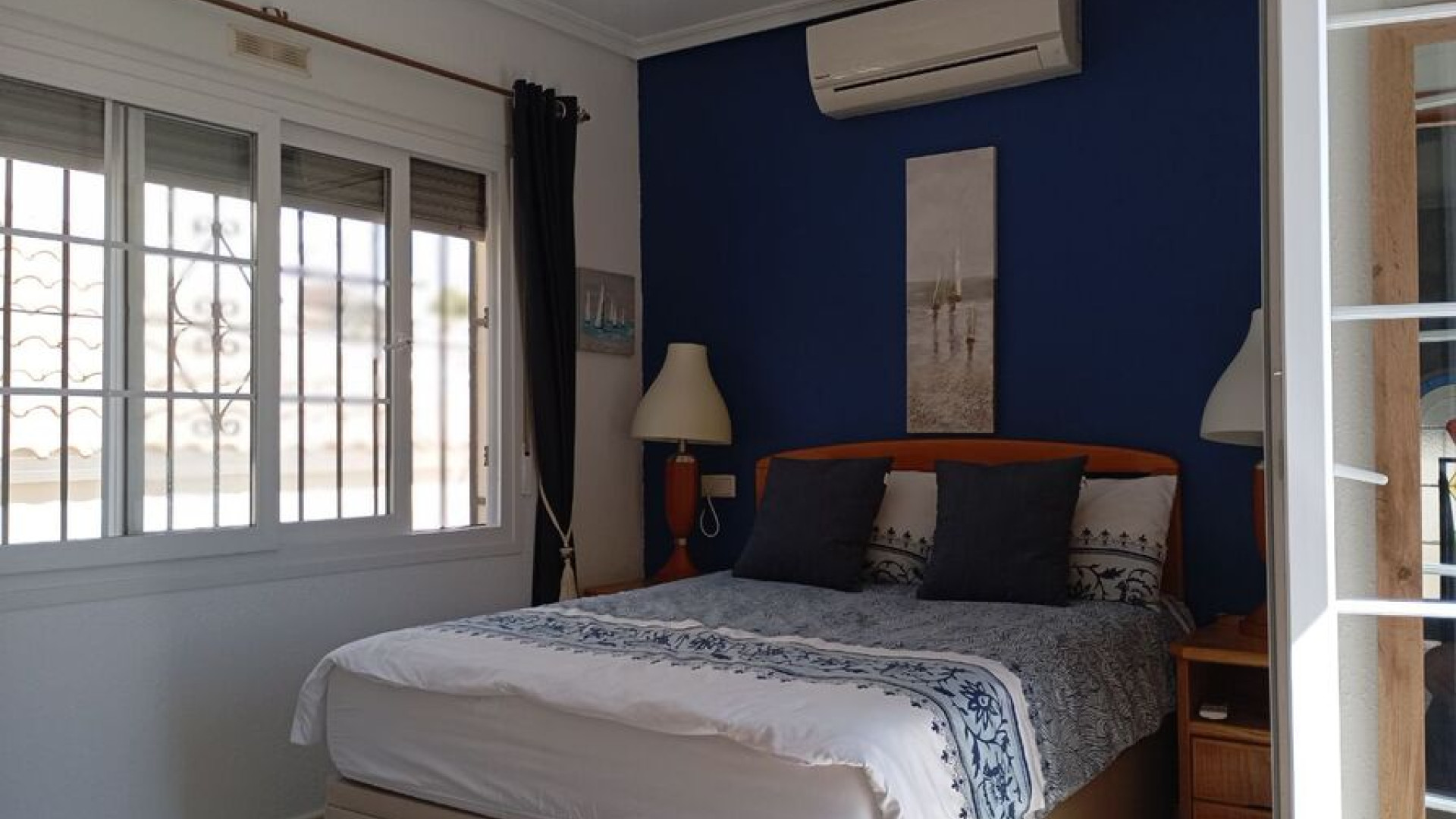 Resale - Detached Villa - Villamartin