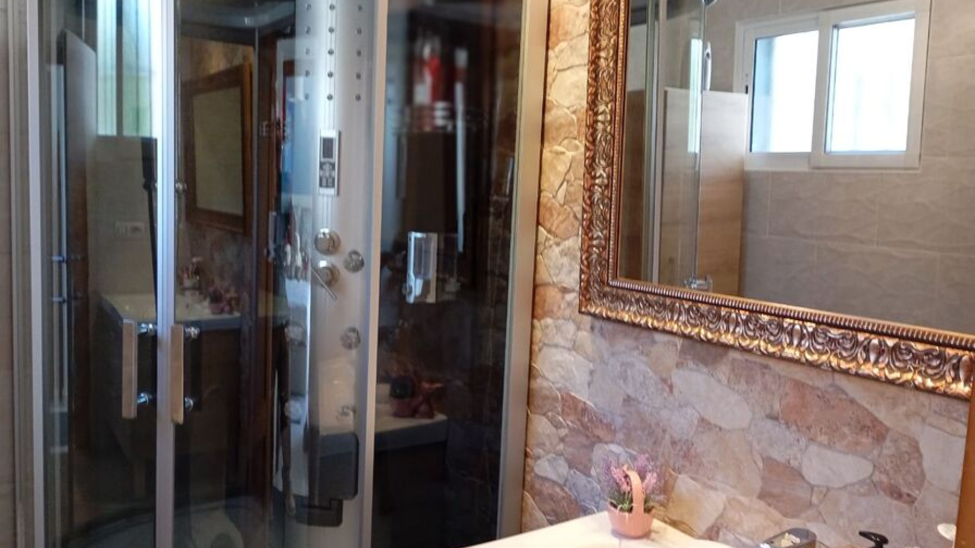 Resale - Detached Villa - Villamartin