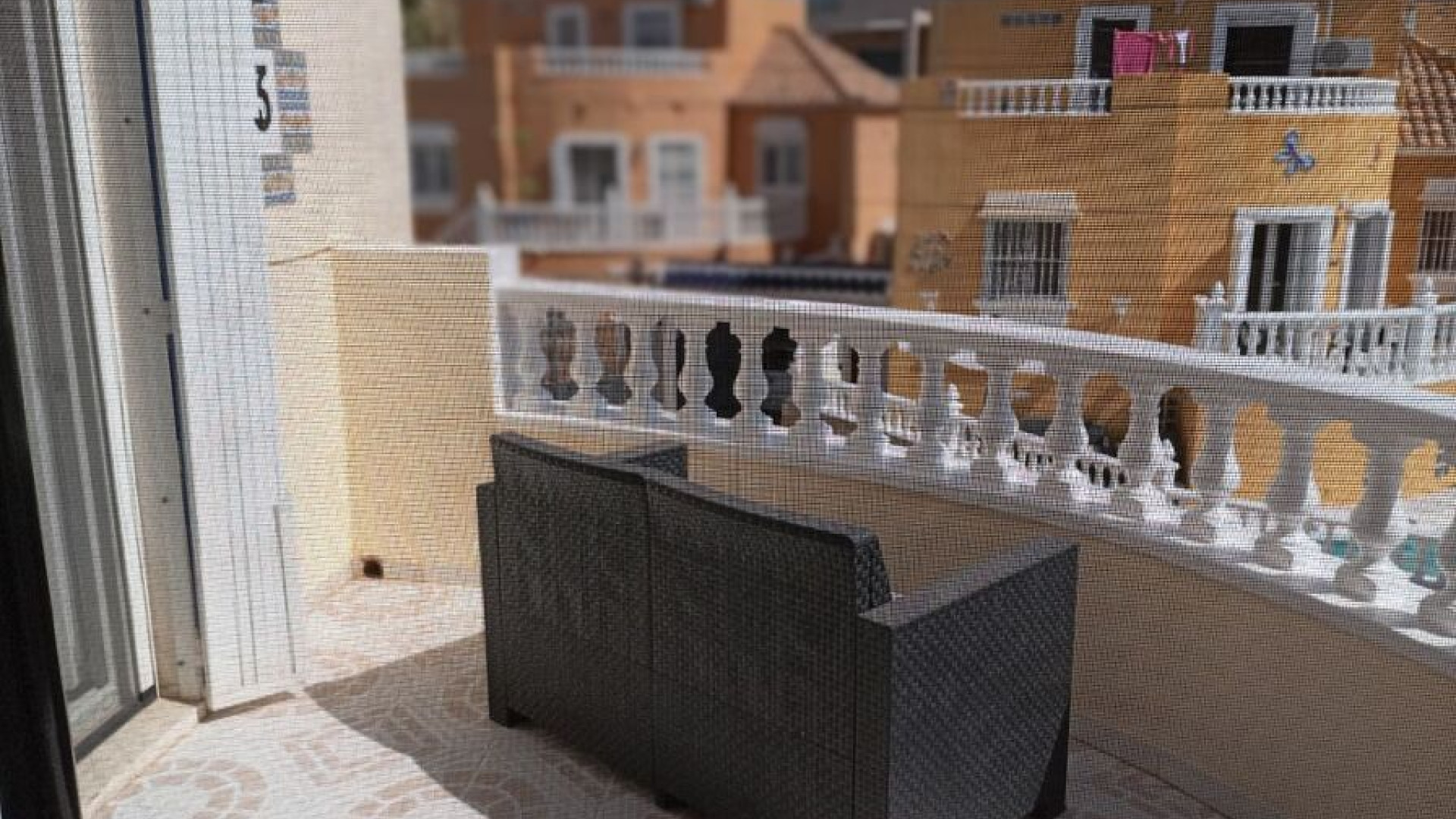 Resale - Detached Villa - Villamartin