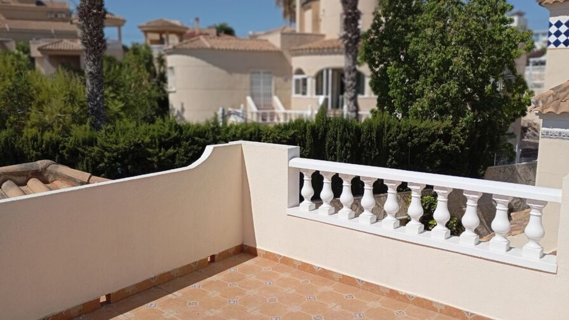 Resale - Detached Villa - Villamartin