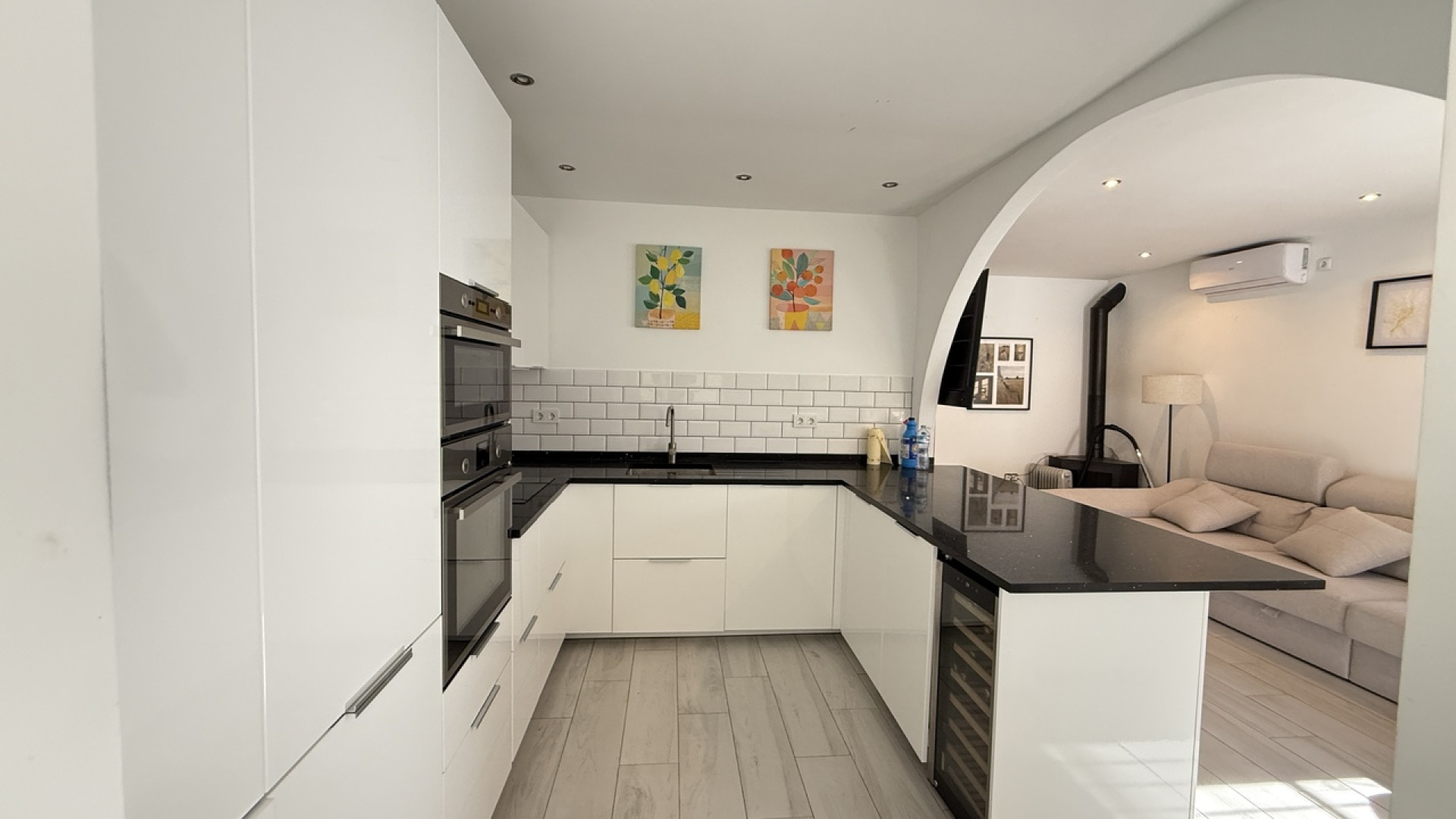 Resale - Detached Villa - Villamartin