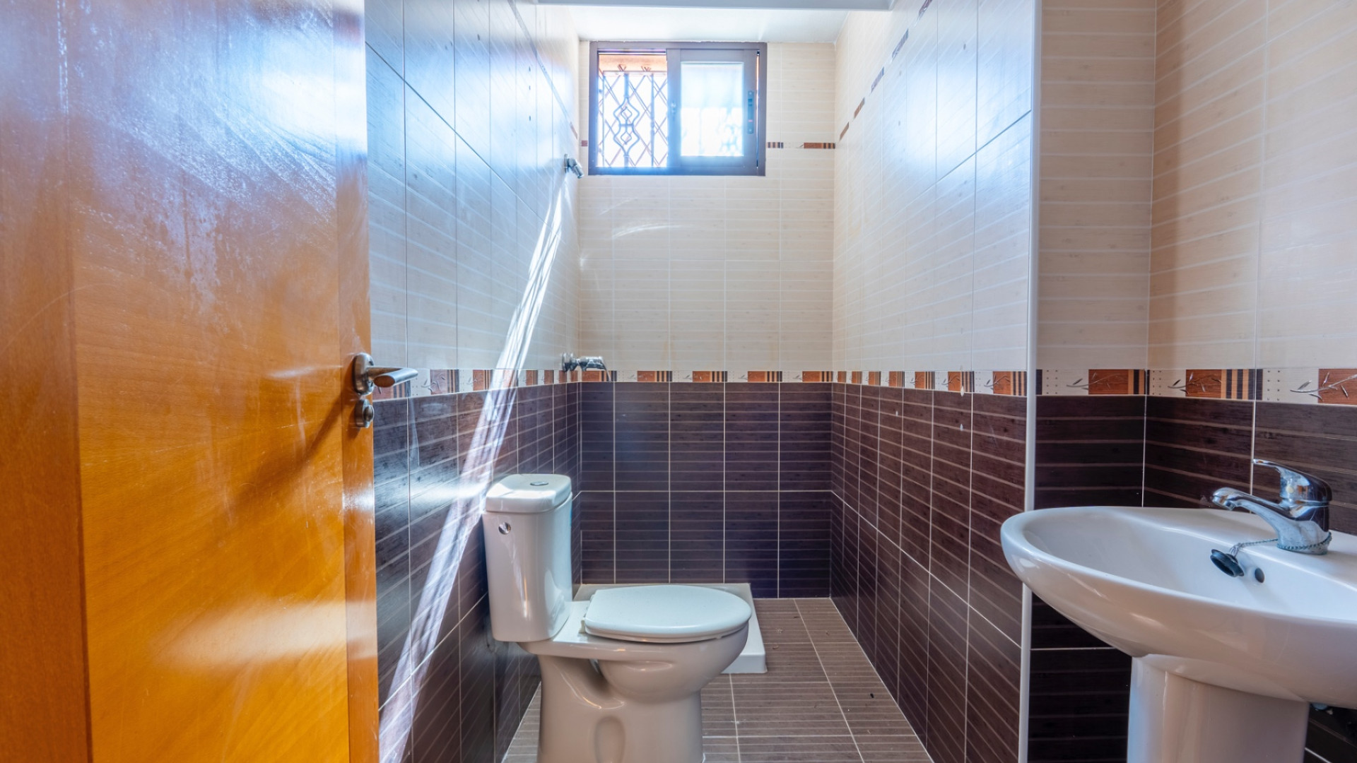 Resale - Detached Villa - Villamartin