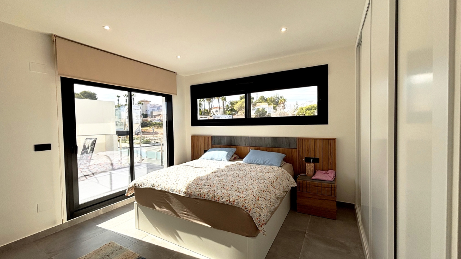 Resale - Detached Villa - Villamartin
