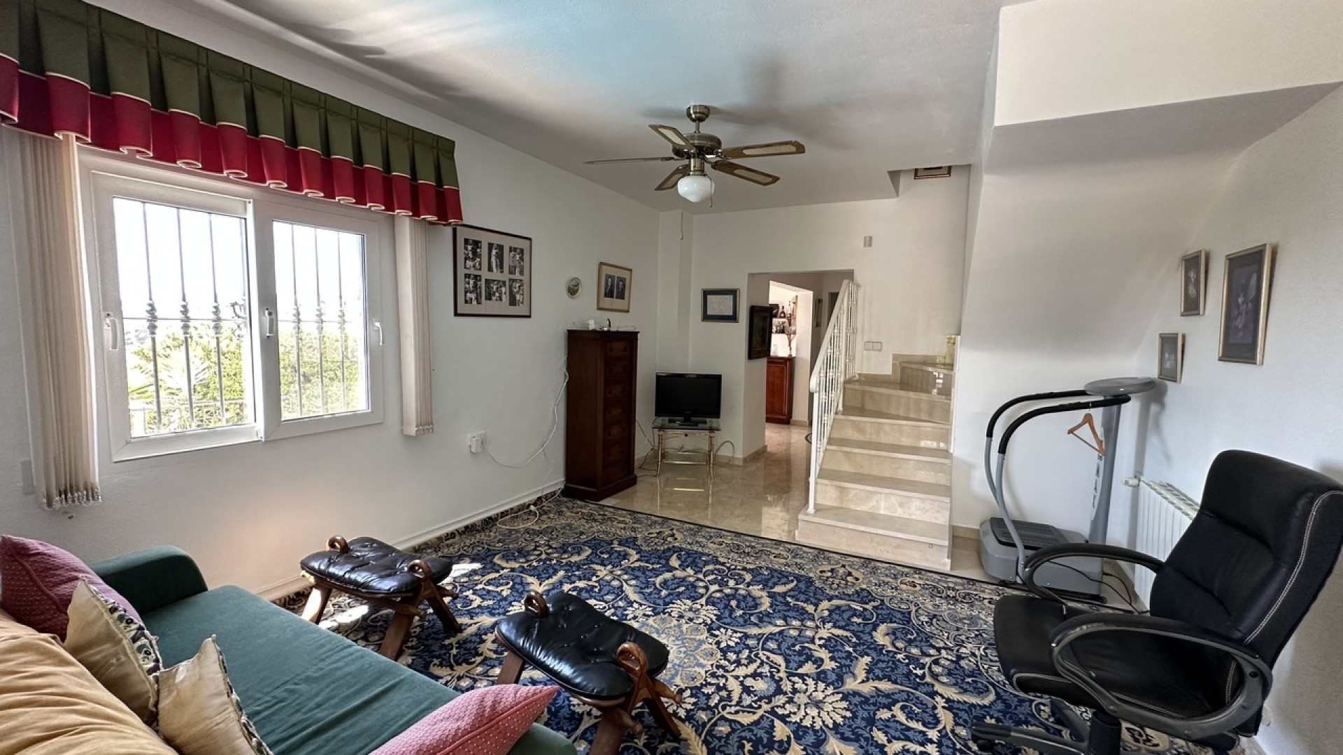 Resale - Detached Villa - Villamartin