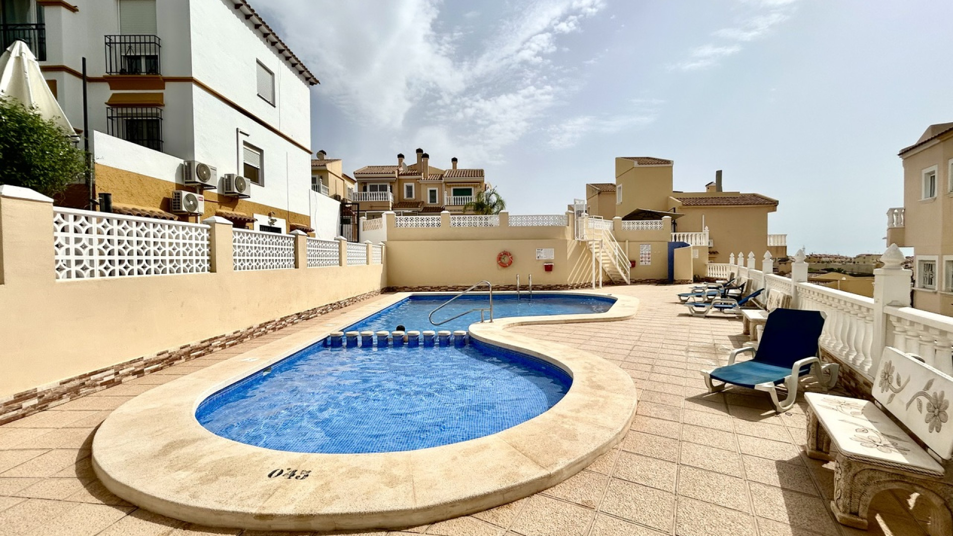 Resale - Detached Villa - Villamartin