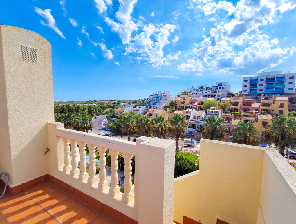 Resale - Detached Villa - Villamartin