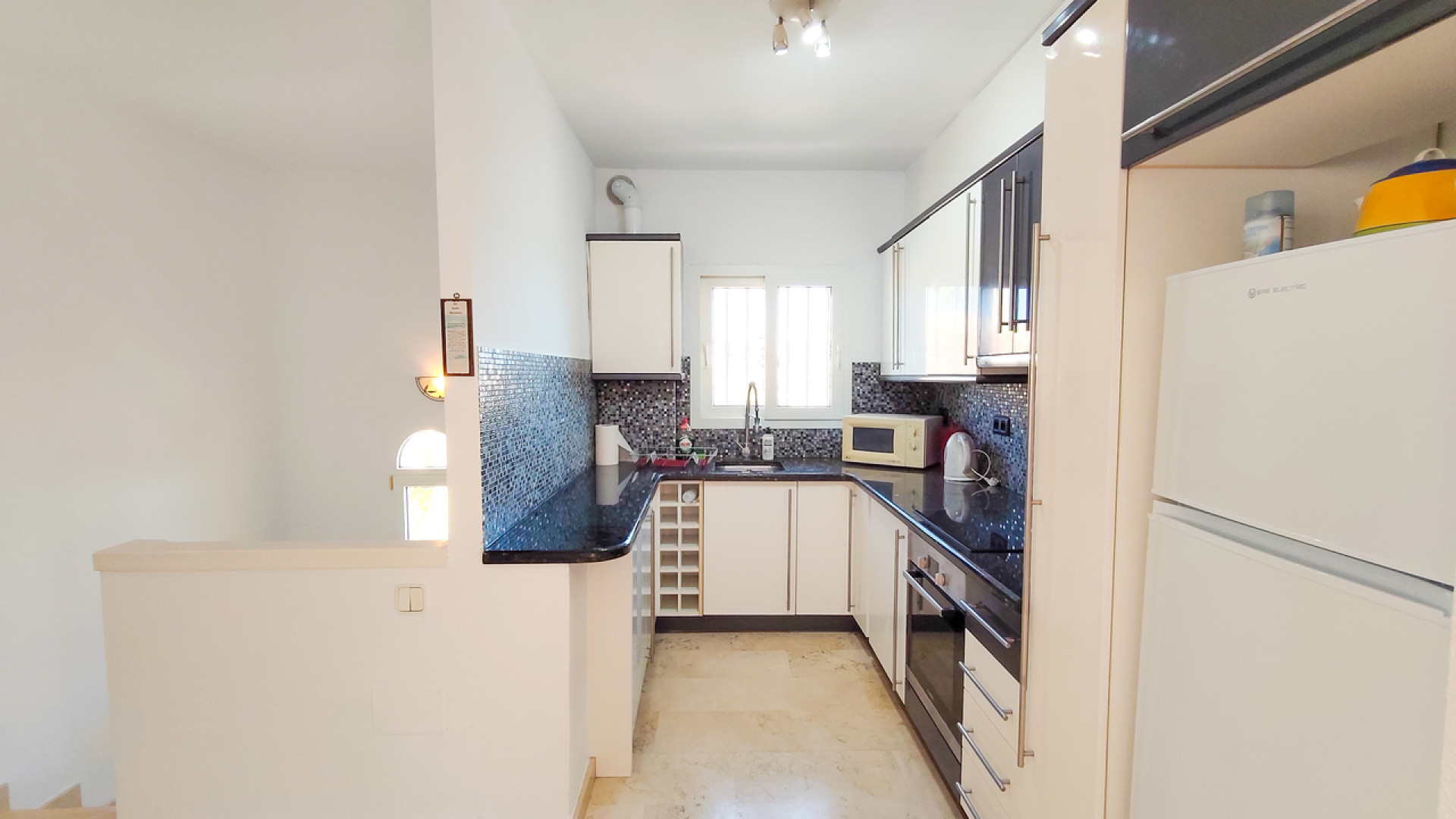 Resale - Detached Villa - Villamartin