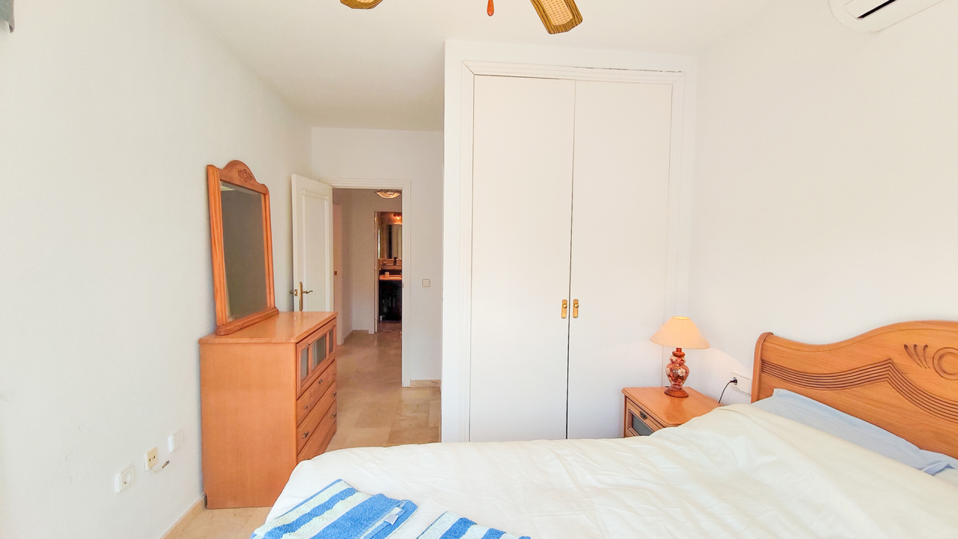 Resale - Detached Villa - Villamartin
